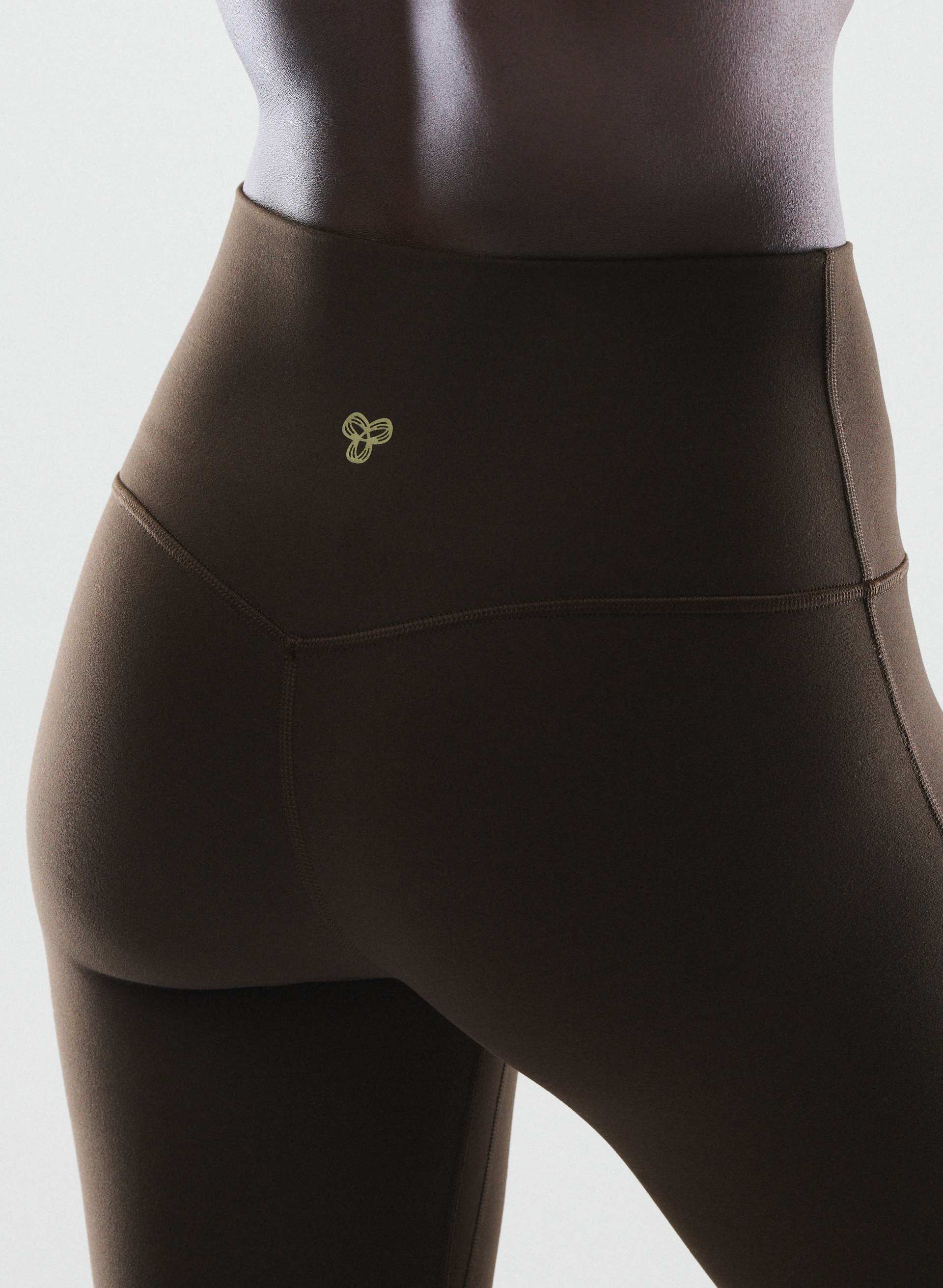 BUTTER CHEEKY INFINITE HI FLARE 30" LEGGING | Aritzia