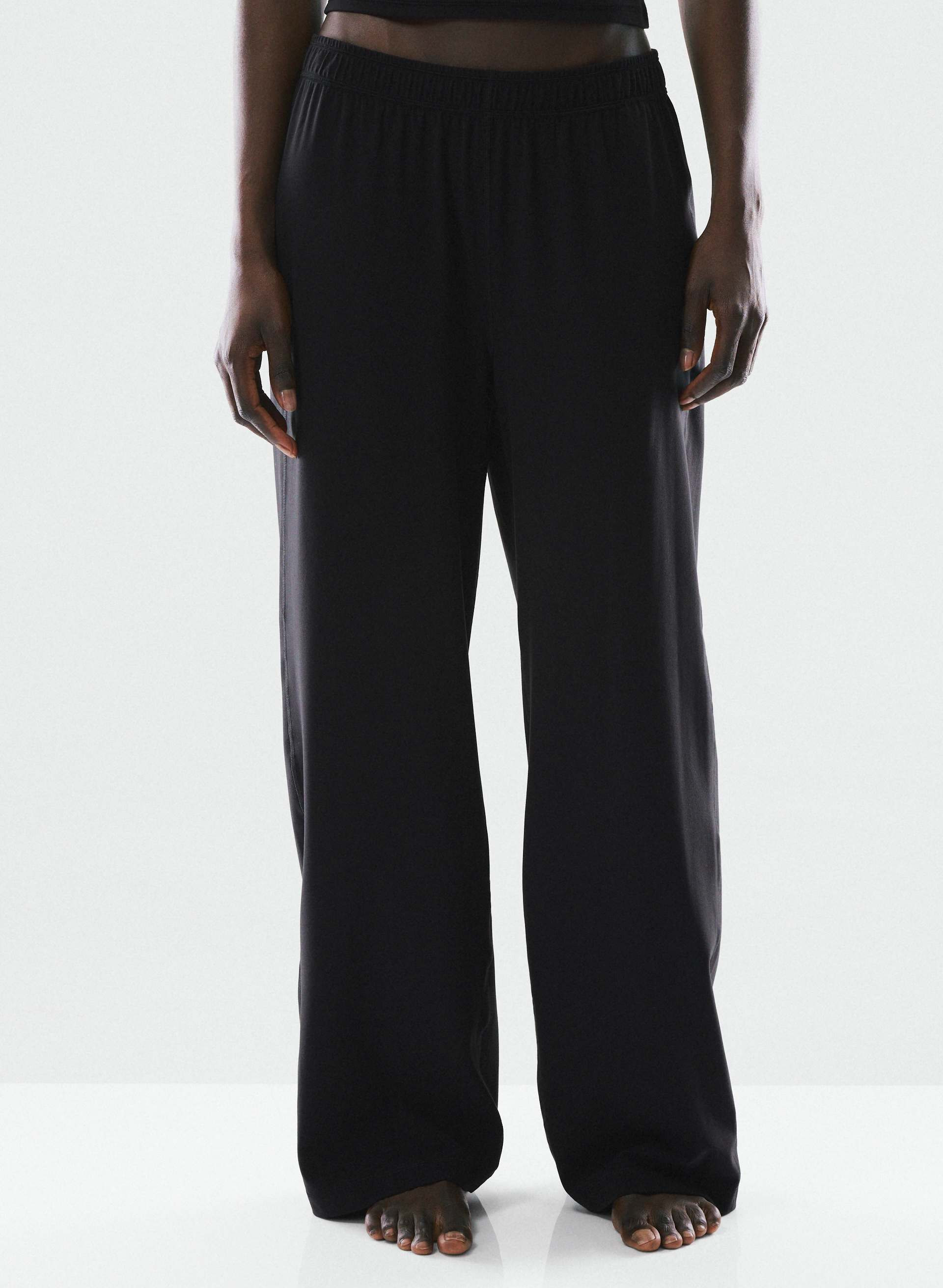 BUTTER RECOVERY PANT | Aritzia
