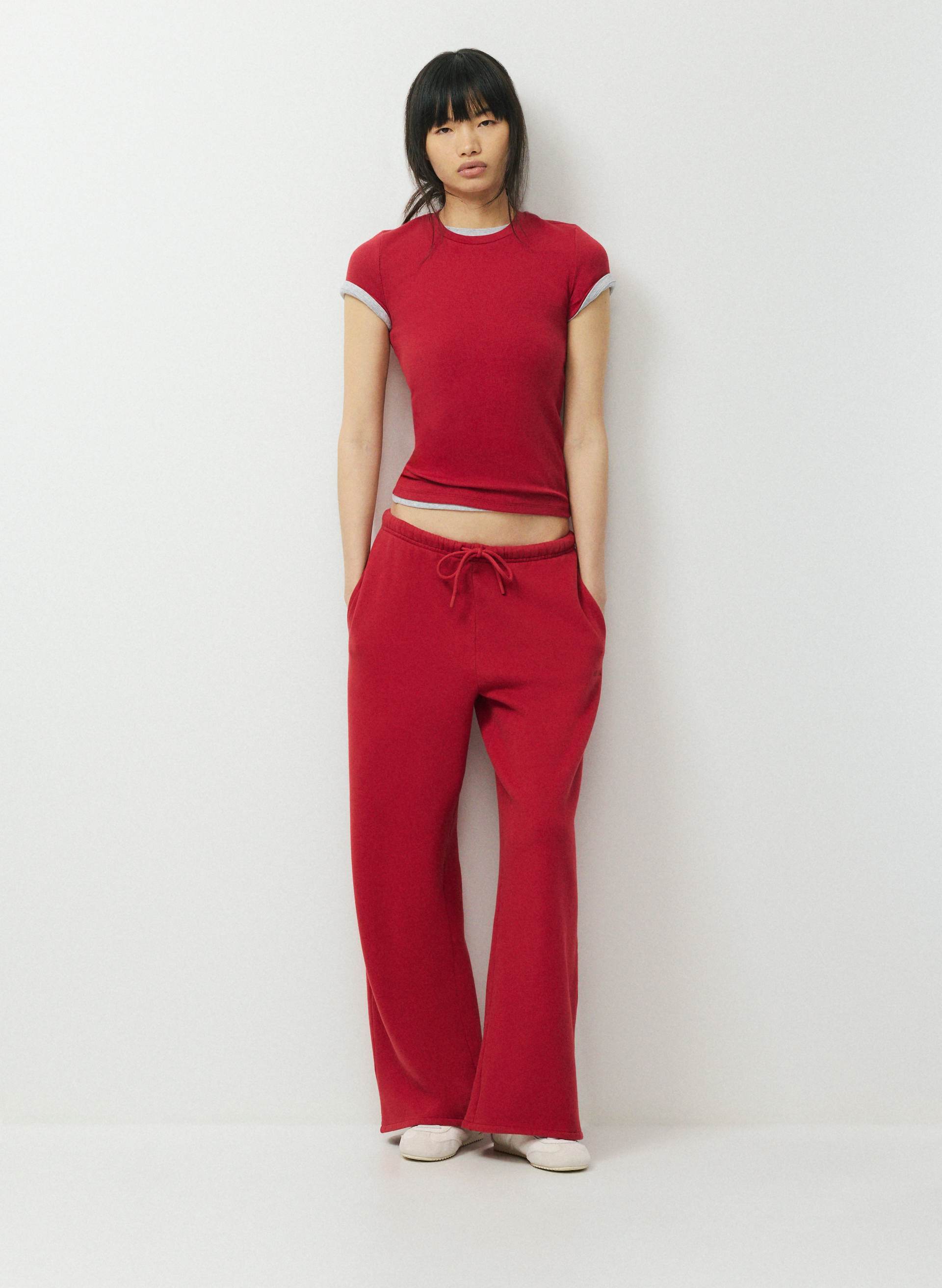 COZY SWEATFLEECE MEGA FLUTTER™ SWEATPANT - Oversized, high-rise flutter-leg sweatpants with finished hem. 