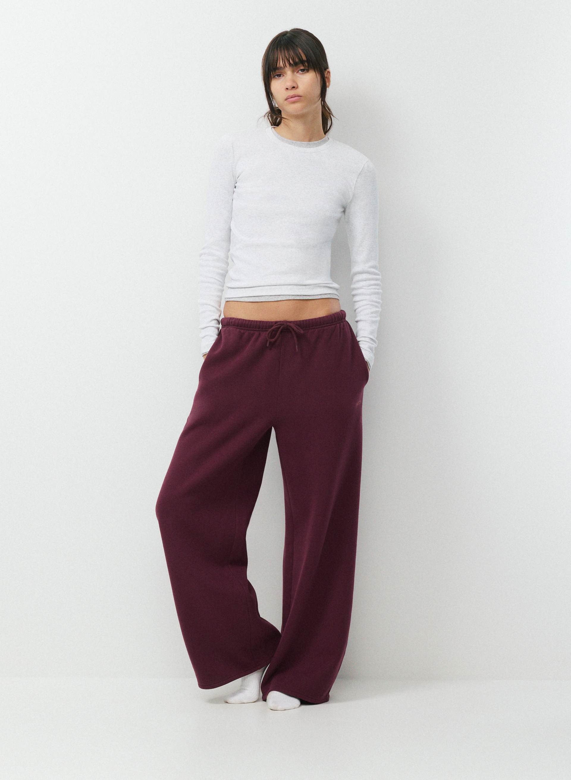 COZY SWEATFLEECE MEGA FLUTTER™ SWEATPANT - Oversized, high-rise flutter-leg sweatpants with finished hem. 