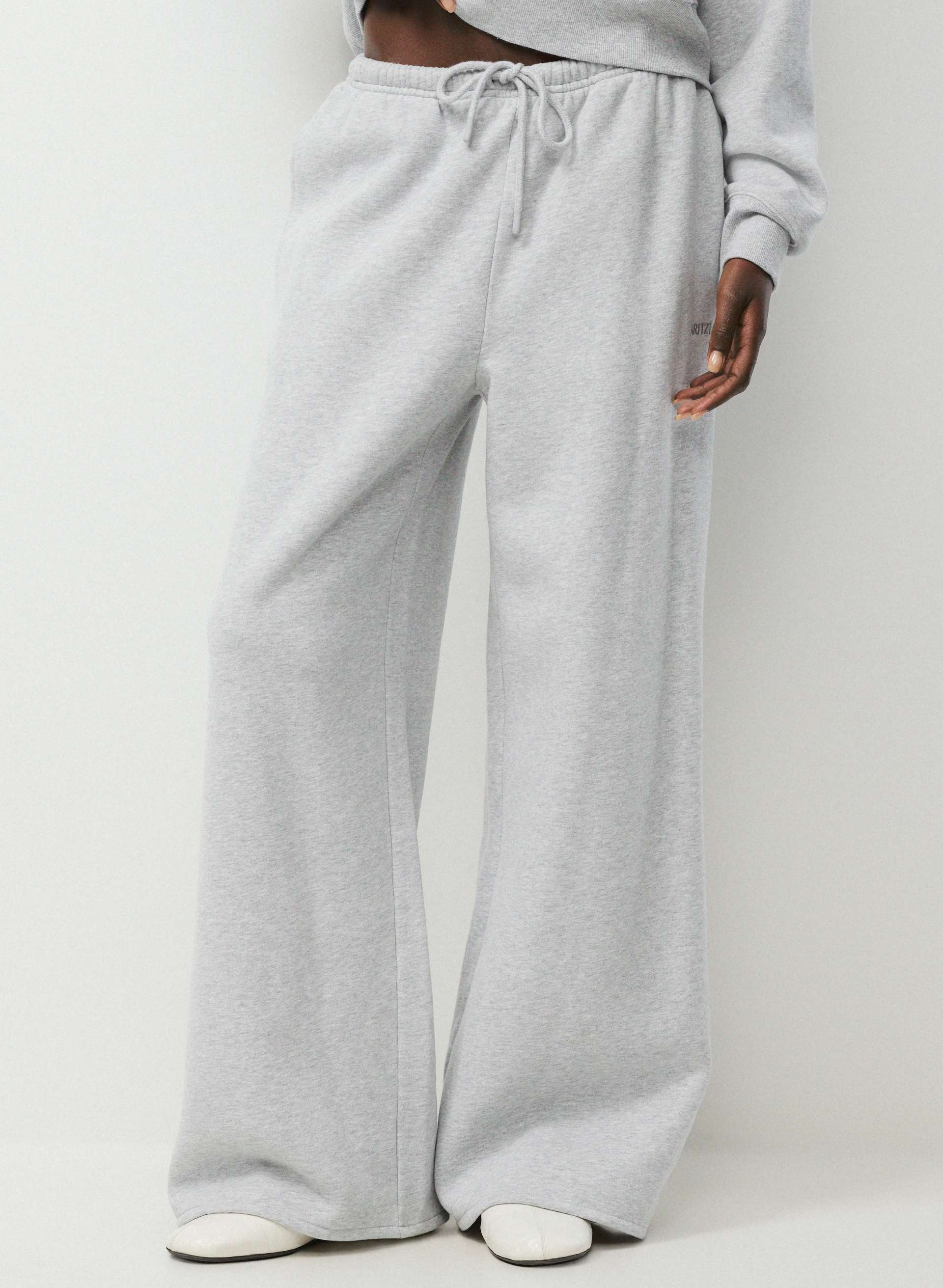 PANTALON MEGA FLUTTER™ - MOLLETON DOUILLET | Aritzia