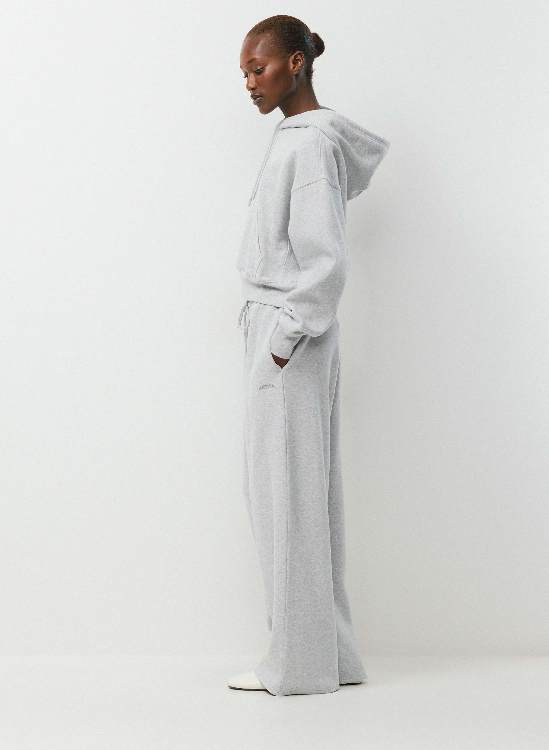 PANTALON MEGA FLUTTER™ - MOLLETON DOUILLET | Aritzia