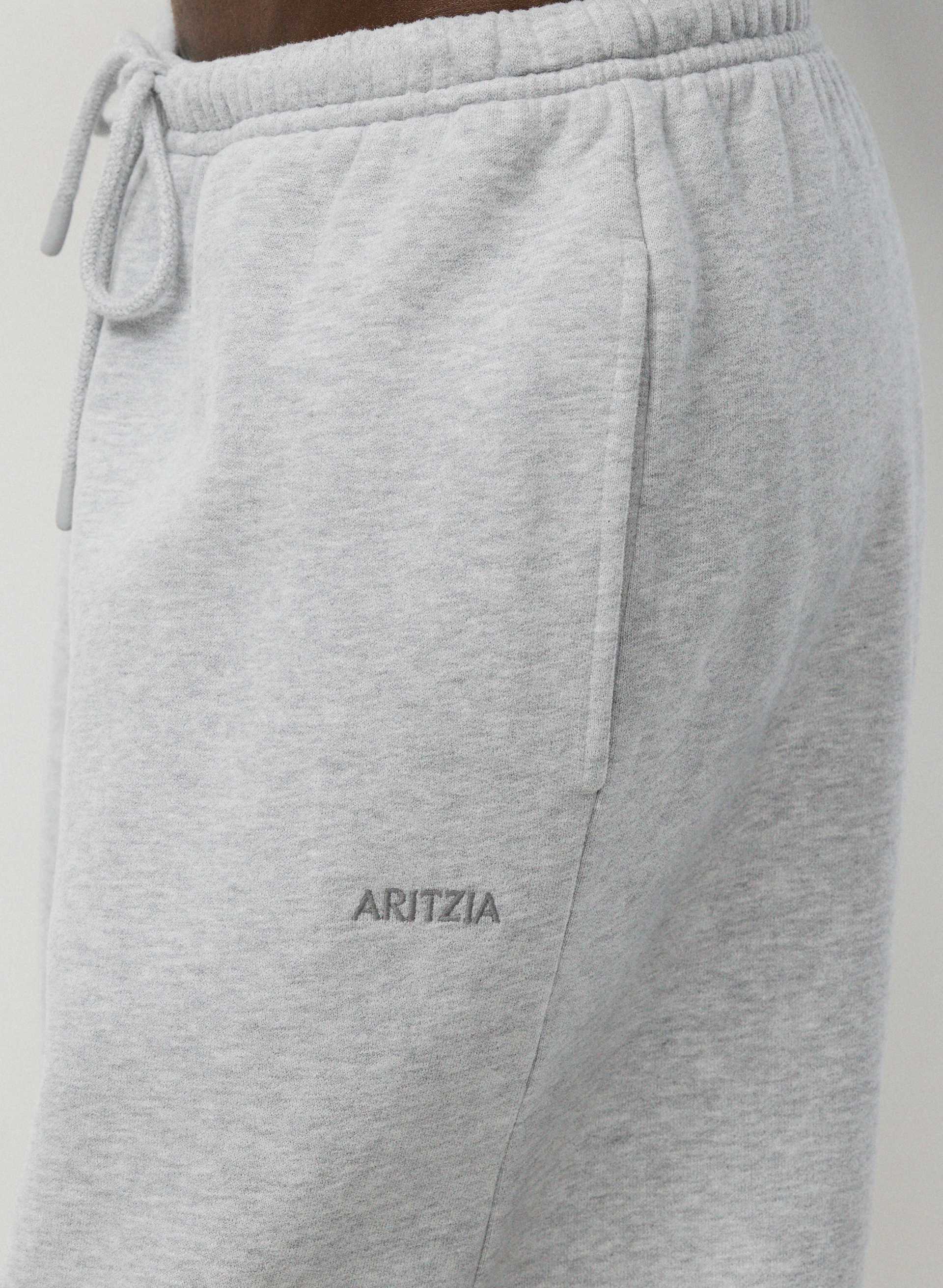 PANTALON MEGA FLUTTER™ - MOLLETON DOUILLET | Aritzia