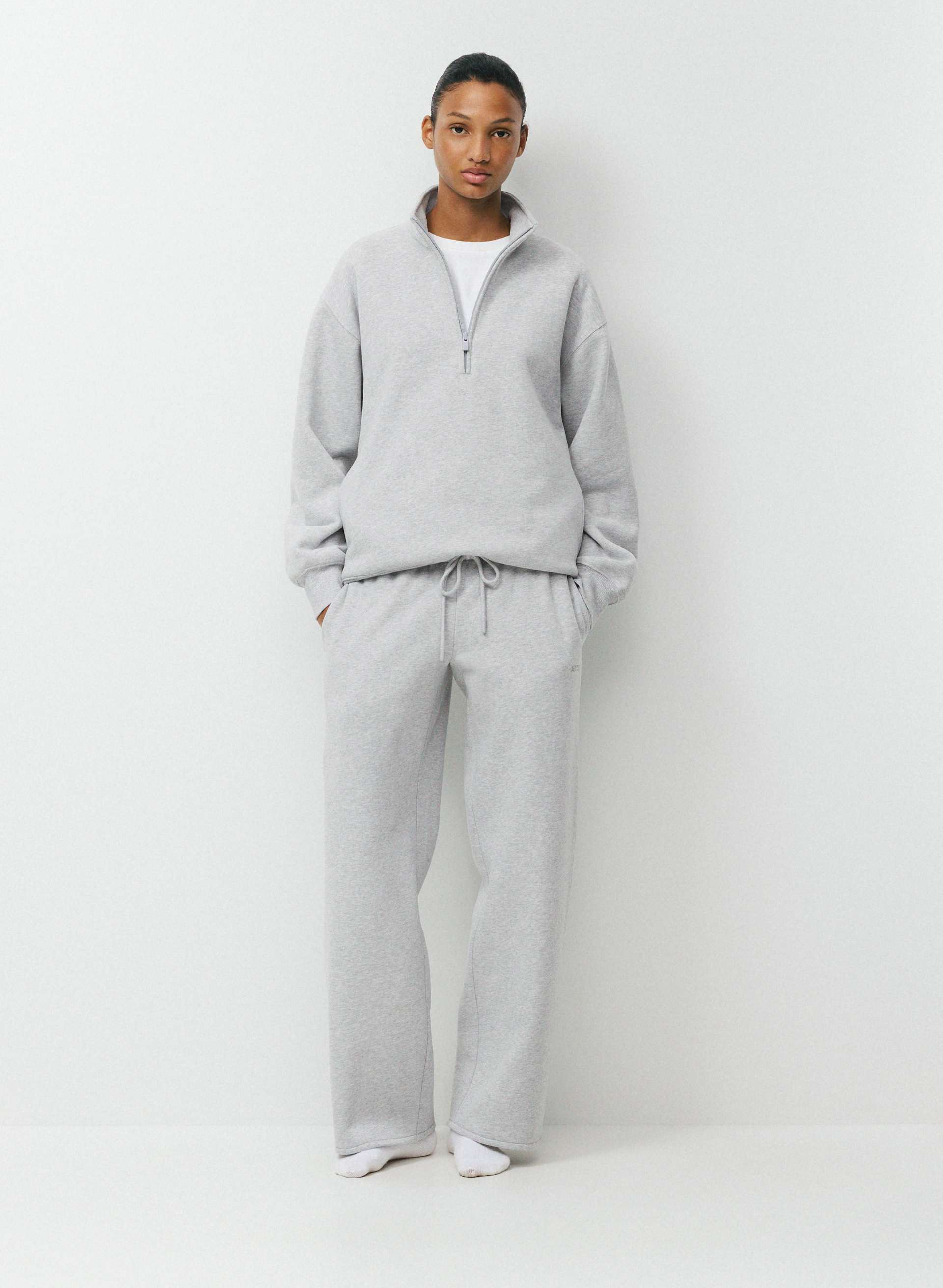 COZY SWEATFLEECE MEGA FLUTTER™ STRAIGHT PANT | Aritzia