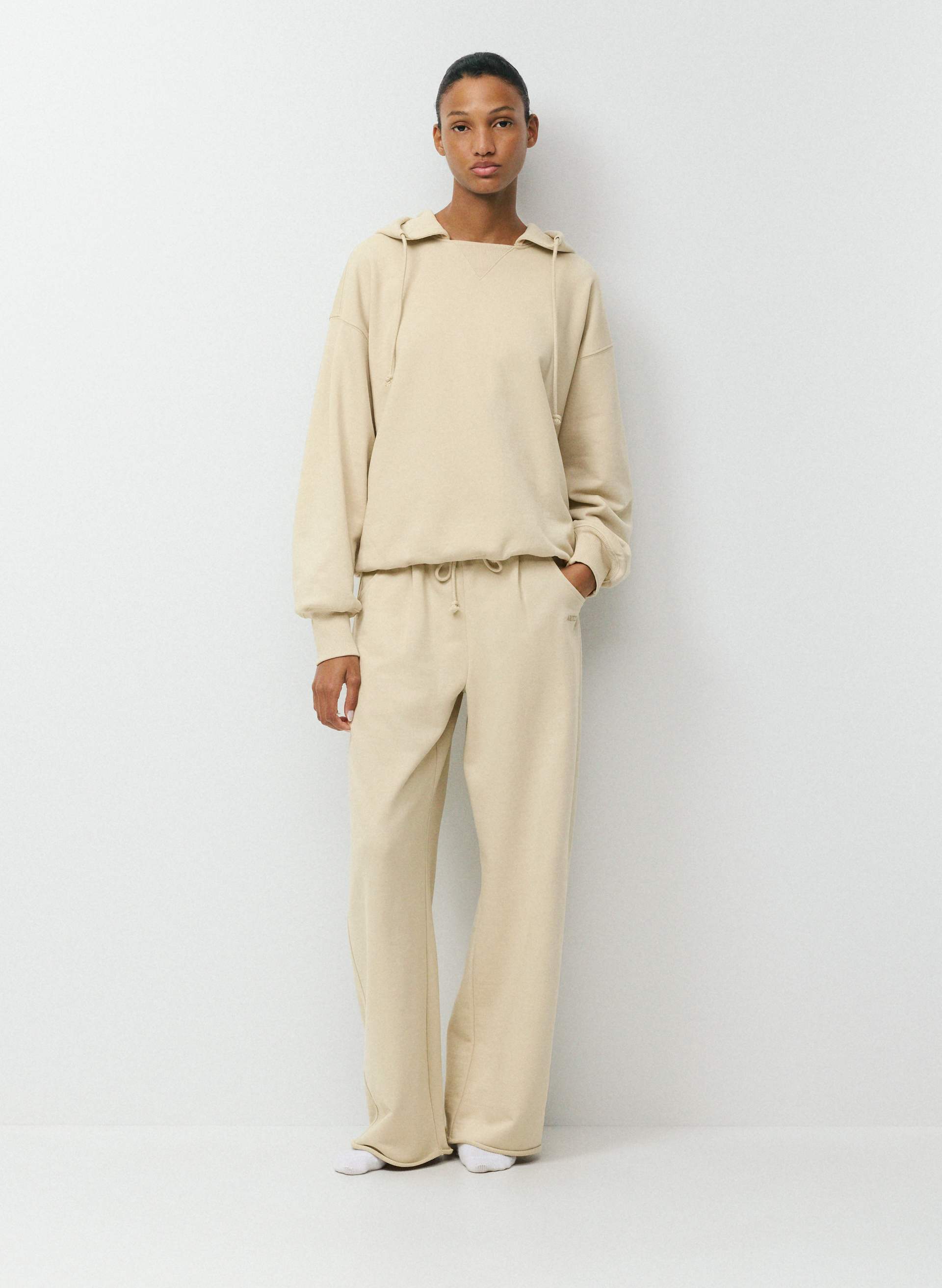 パンツ Pleated Balloon Sweat Pants Oatmeal Cozy Fleece Mega Pleated Sweatpant | Aritzia US