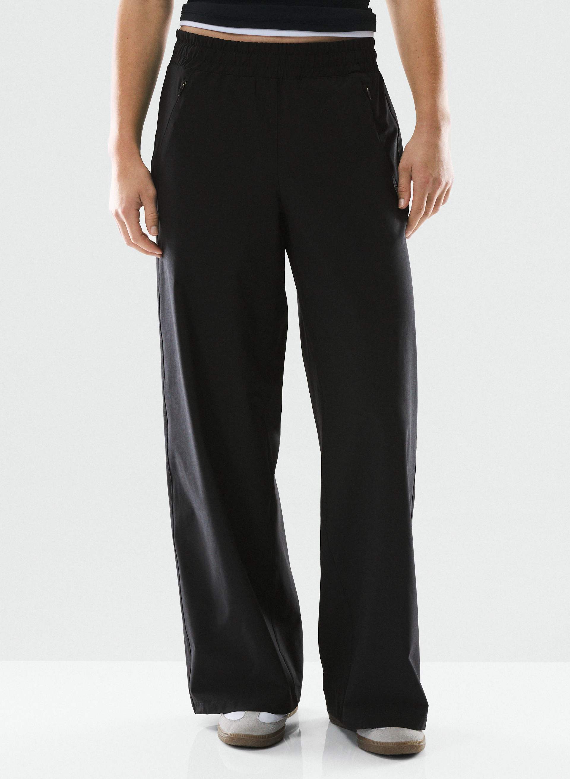 INTERMISSION PANT - Sweat-wicking mid-rise, wide-leg pants. 
