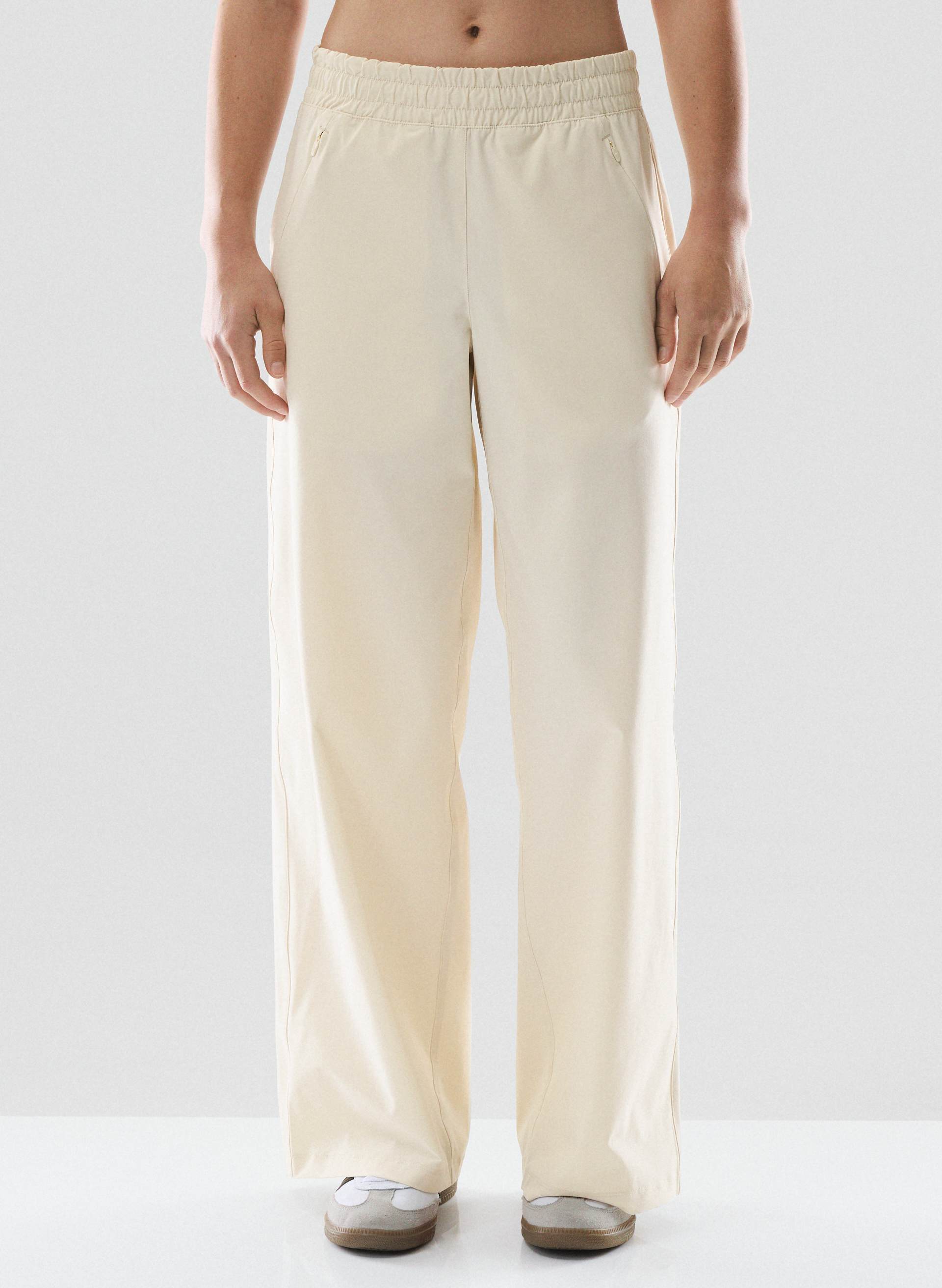 INTERMISSION PANT - Sweat-wicking mid-rise, wide-leg pants. 
