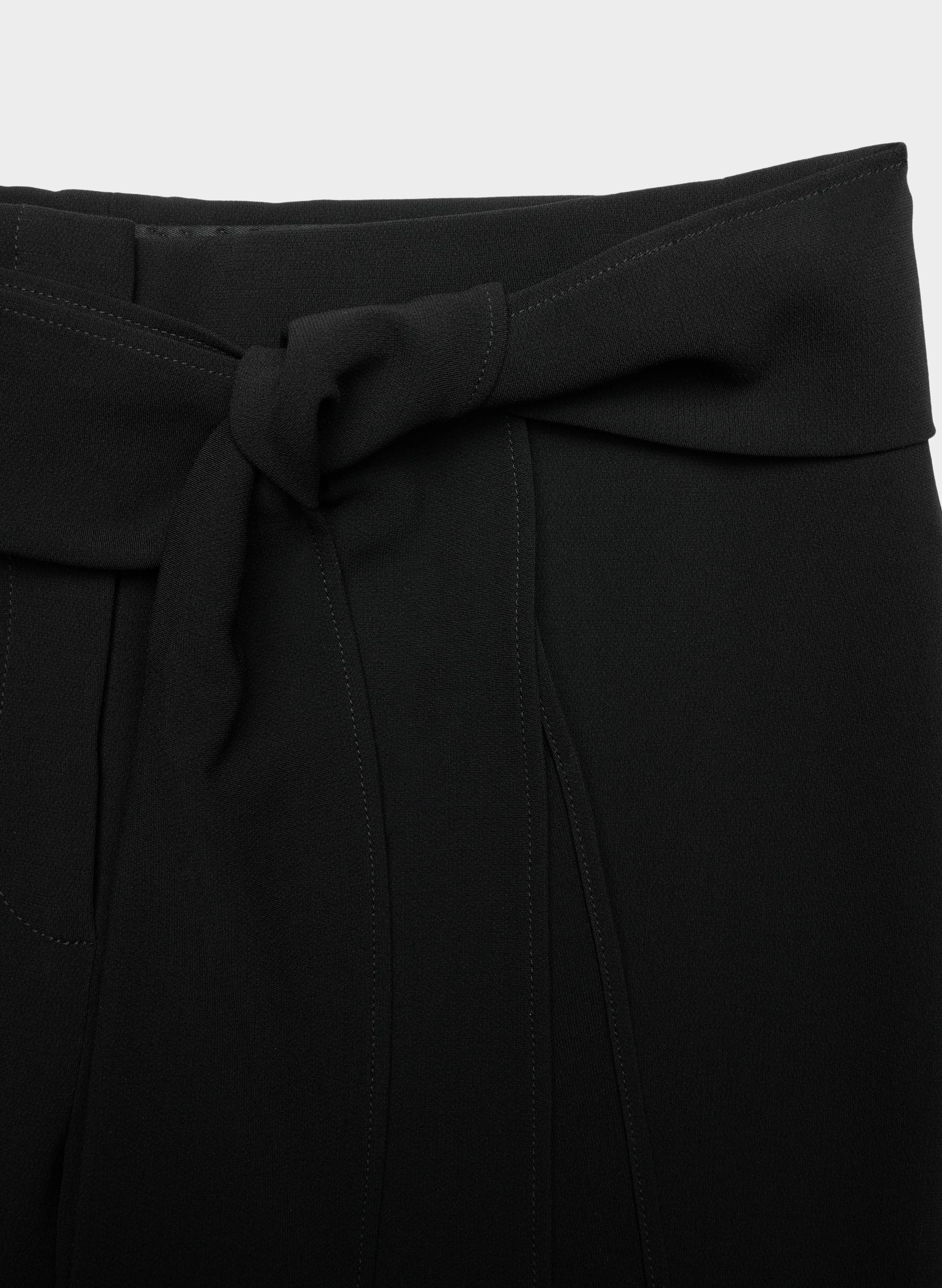 DAYBREAK PANT | Aritzia