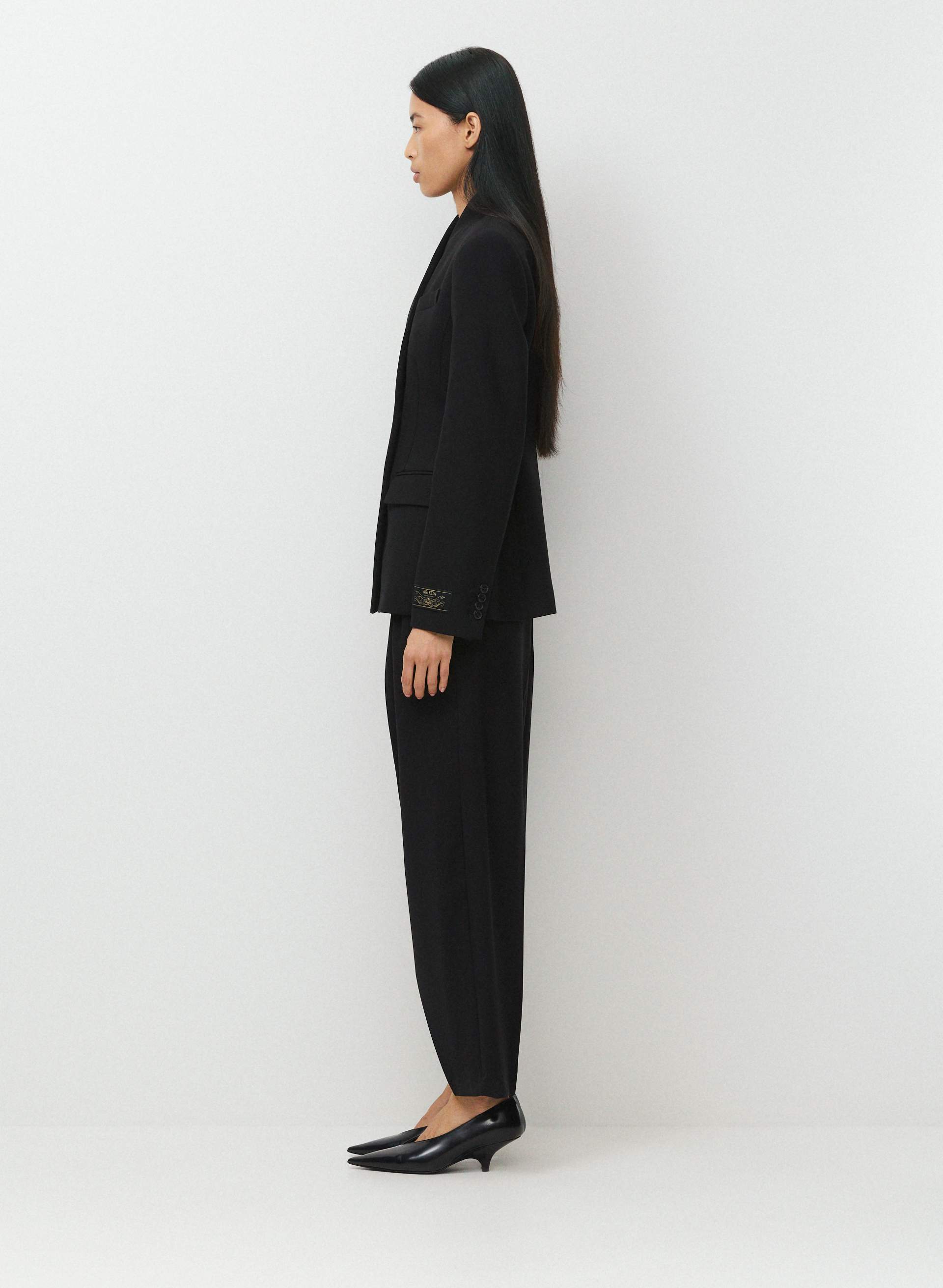 PANTALON MILIEU EN LAINE | Aritzia