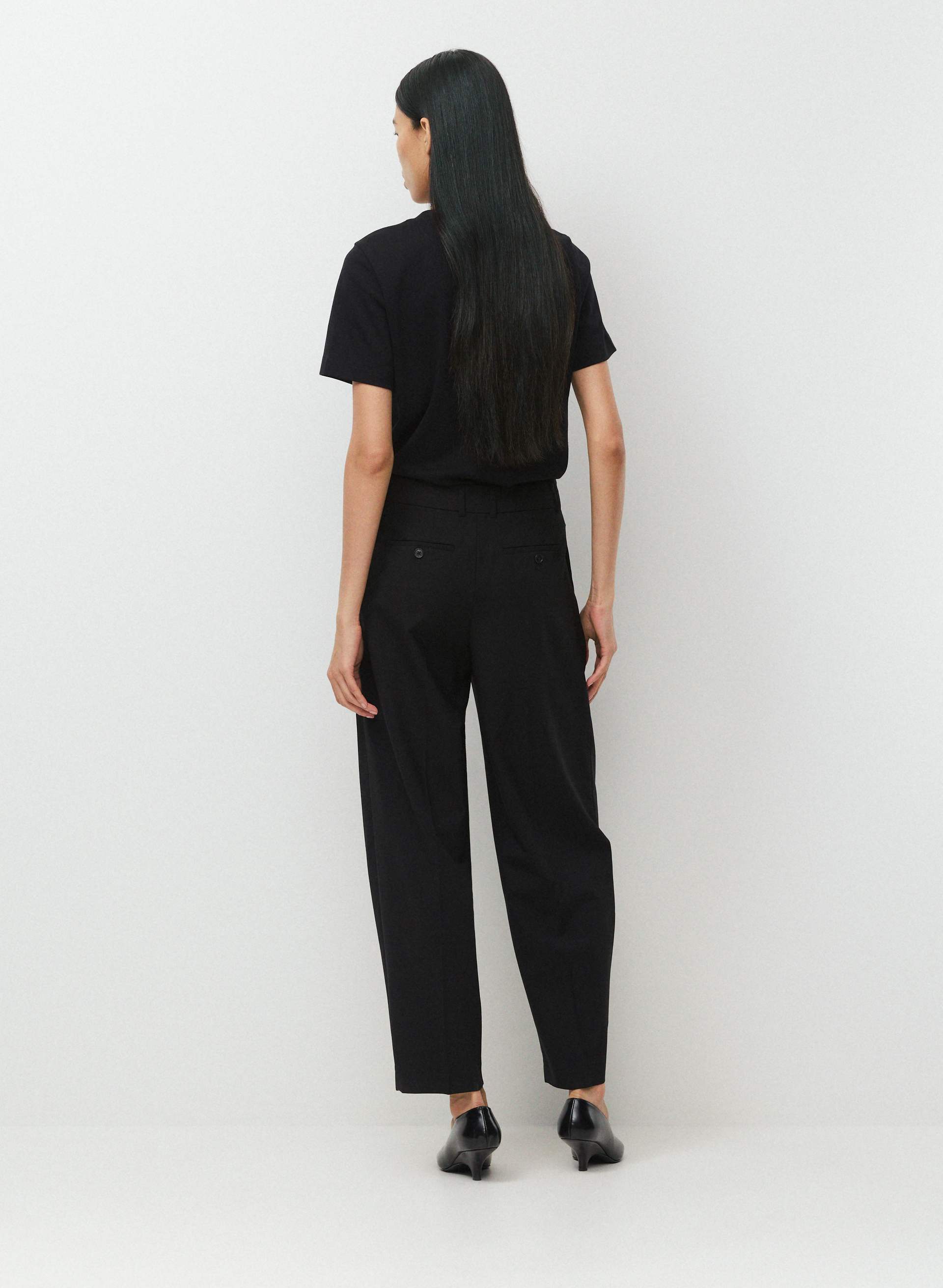 PANTALON MILIEU EN LAINE | Aritzia