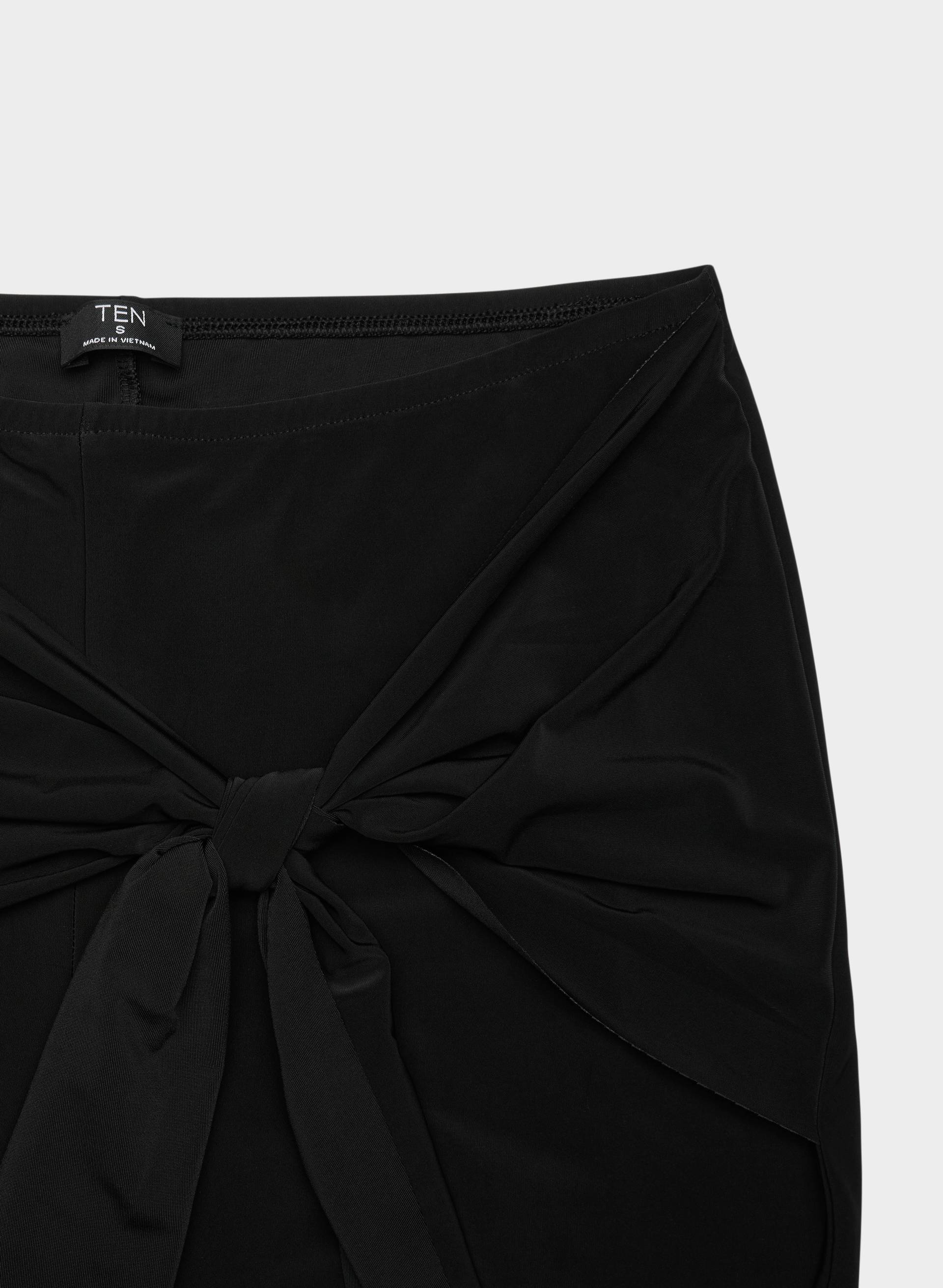 DEBUT CAPRI | Aritzia