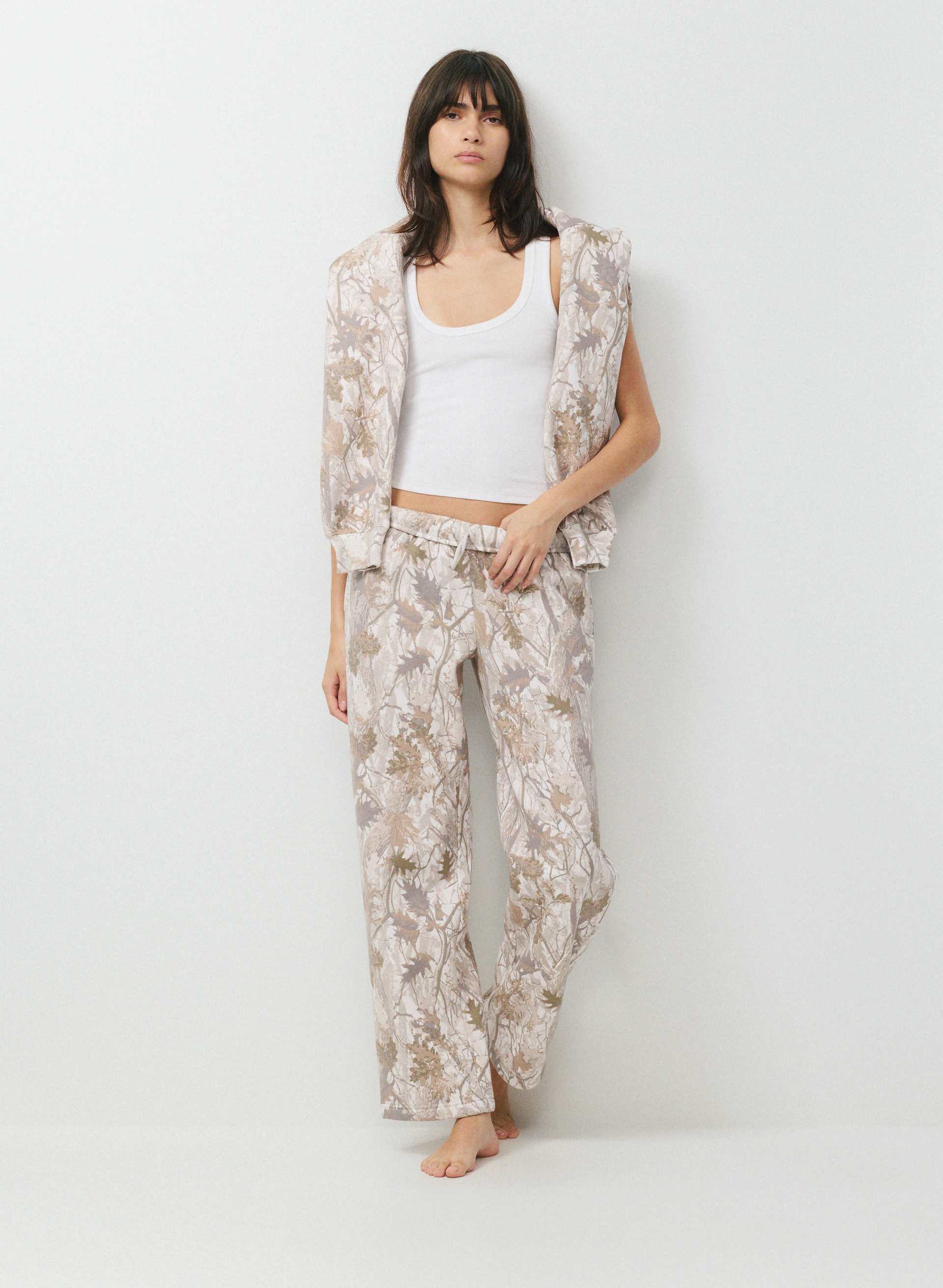 COZY SWEATFLEECE MEGA STRAIGHT™ SWEATPANT - Go-to oversized straight-leg fleece sweatpants. 