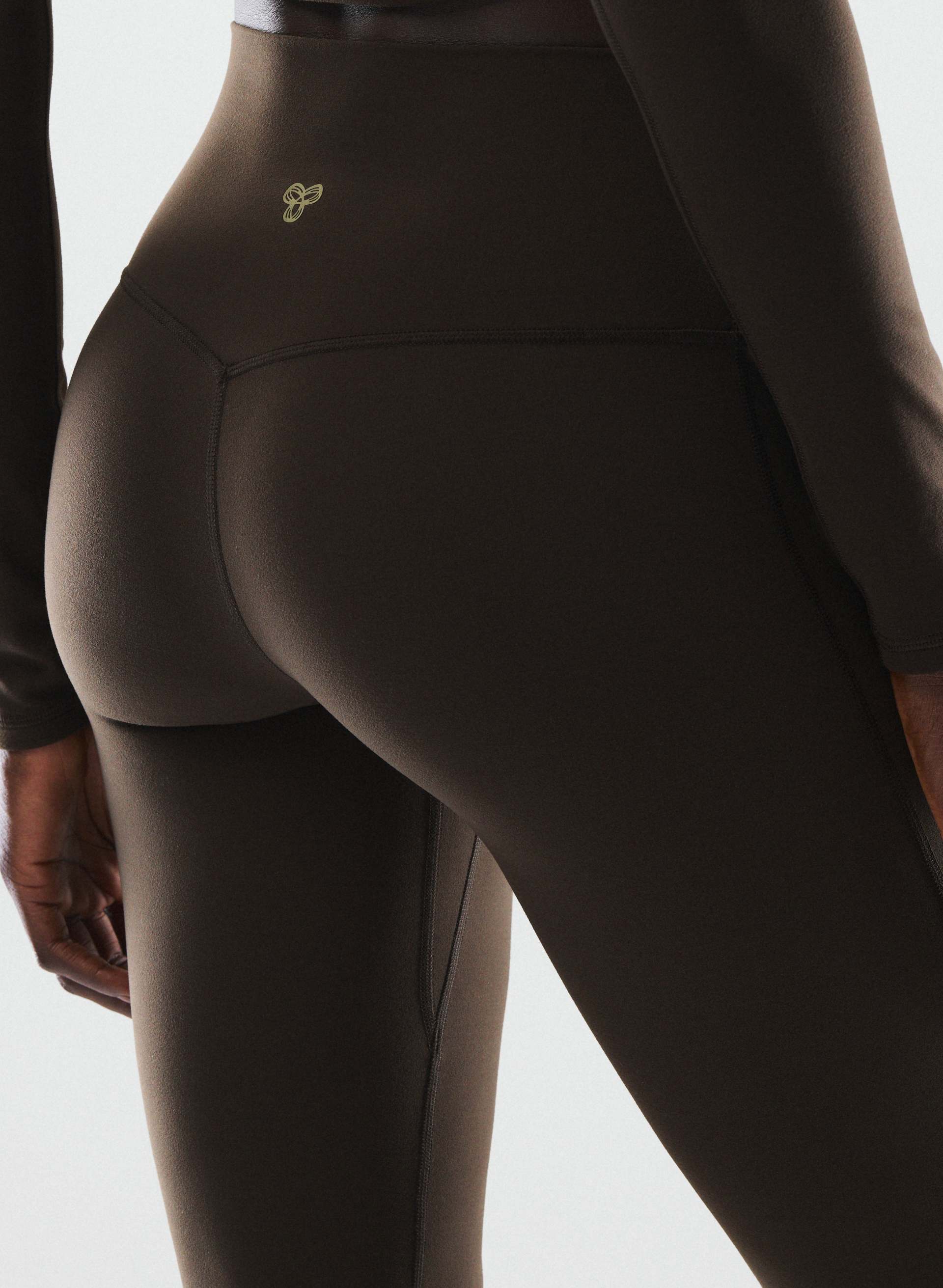BUTTER CHEEKY HI-RISE BOOTCUT 32" LEGGING | Aritzia