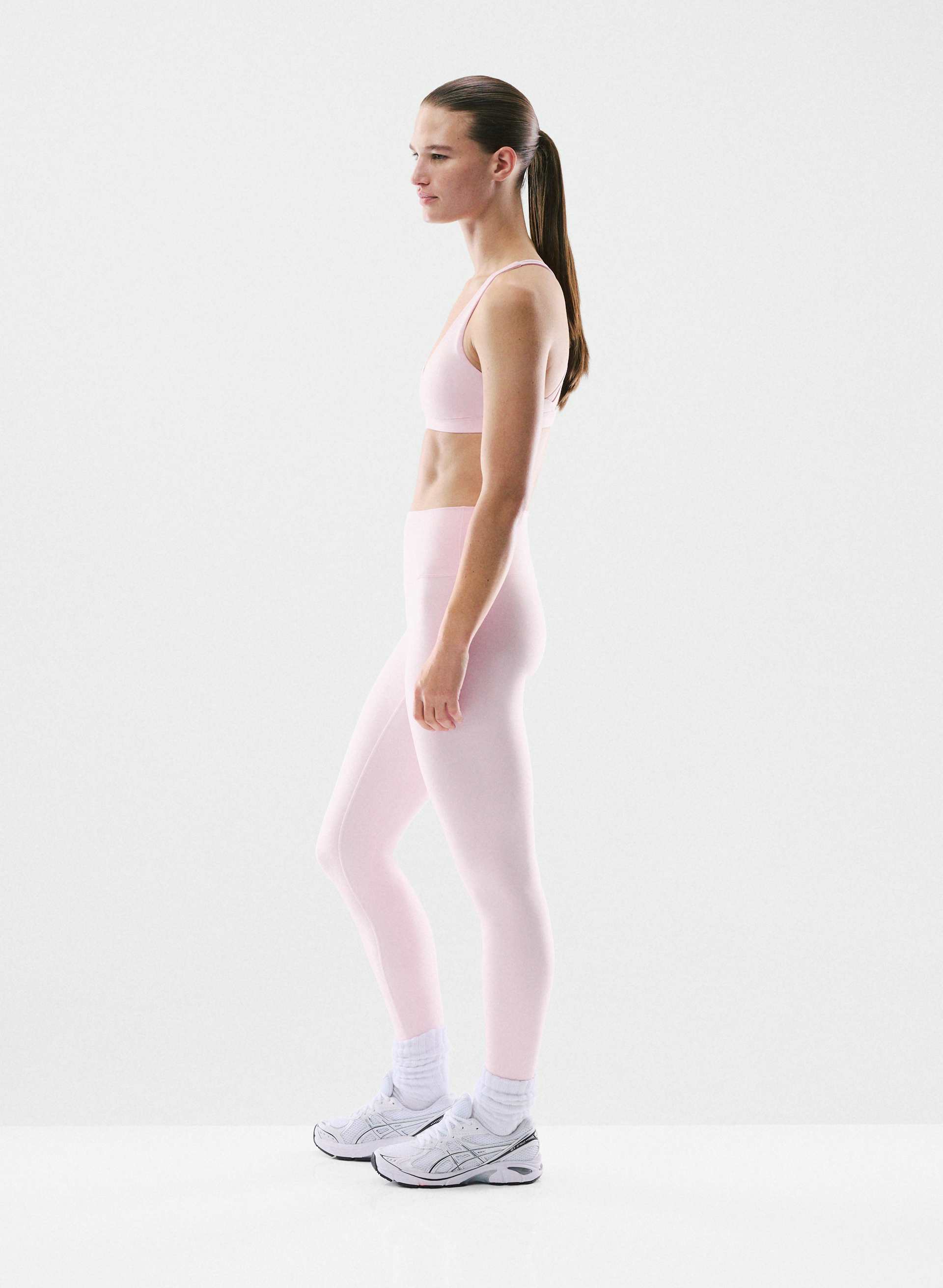 POWERBUTTER™ INFINITE HI-RISE 26" LEGGING | Aritzia