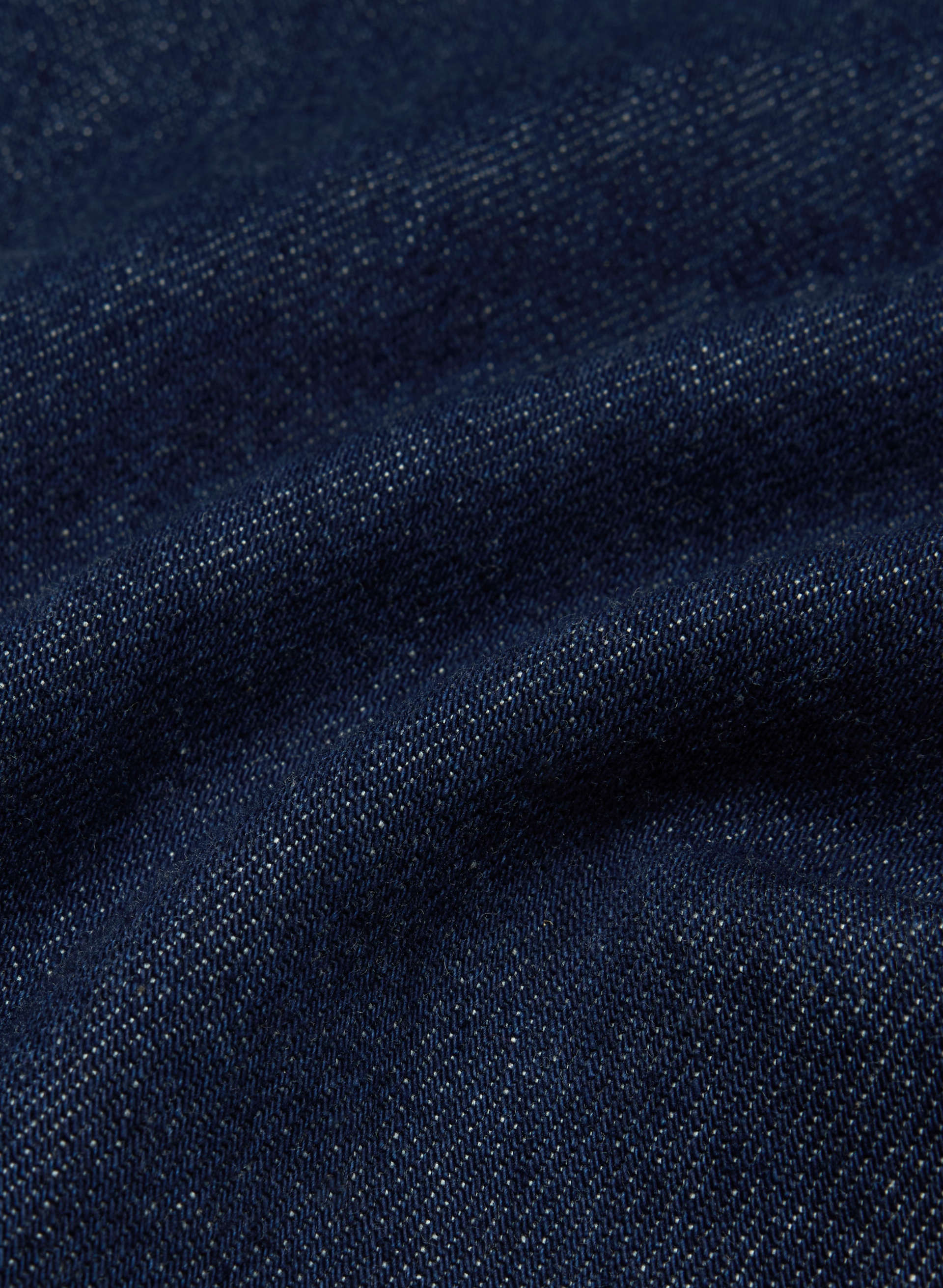 002 SLIM LO-RISE BOOTCUT JEAN | Aritzia