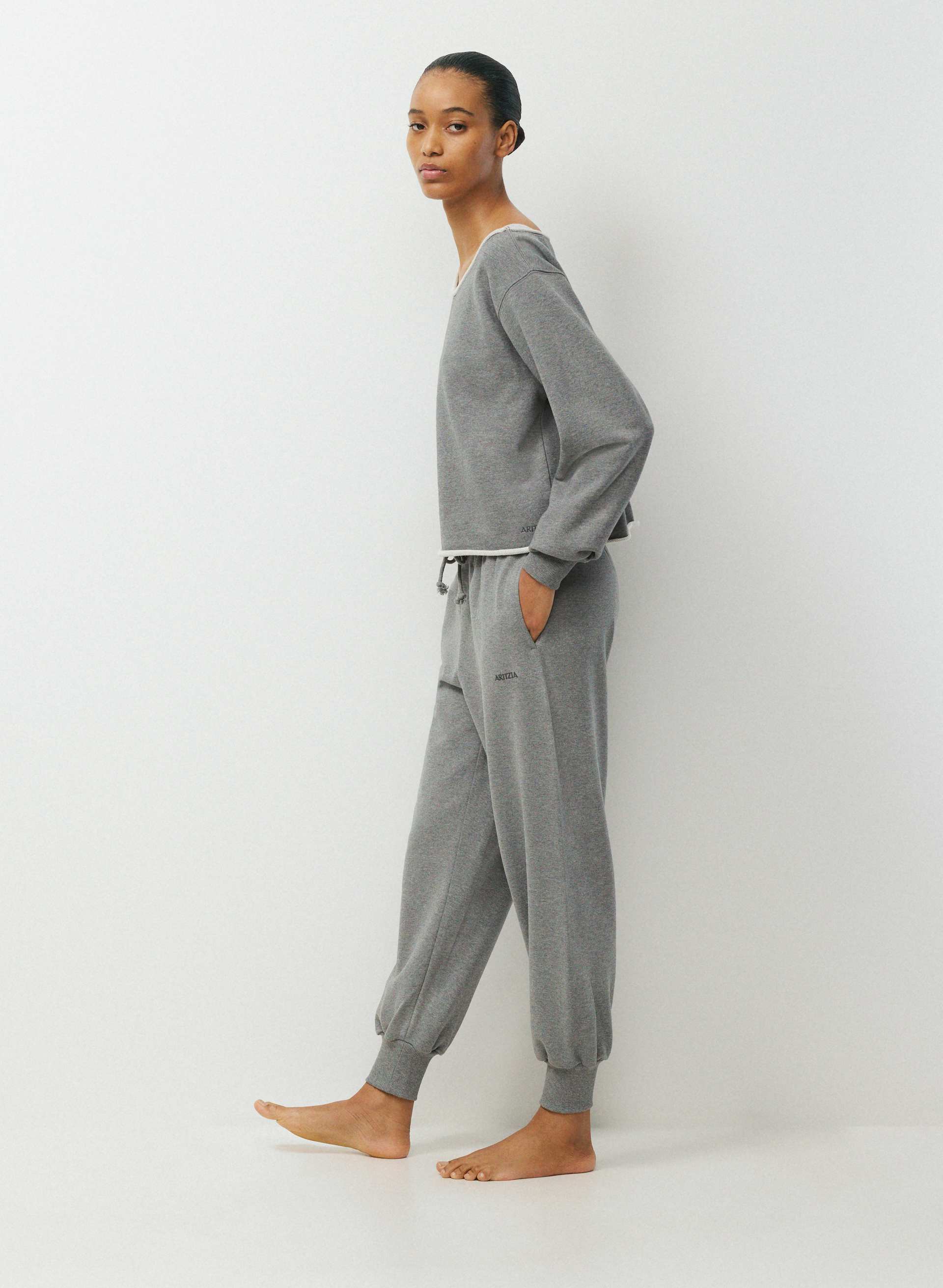 TERRY SWEATFLEECE MEGA FLUTTER™ CUFF JOGGER | Aritzia
