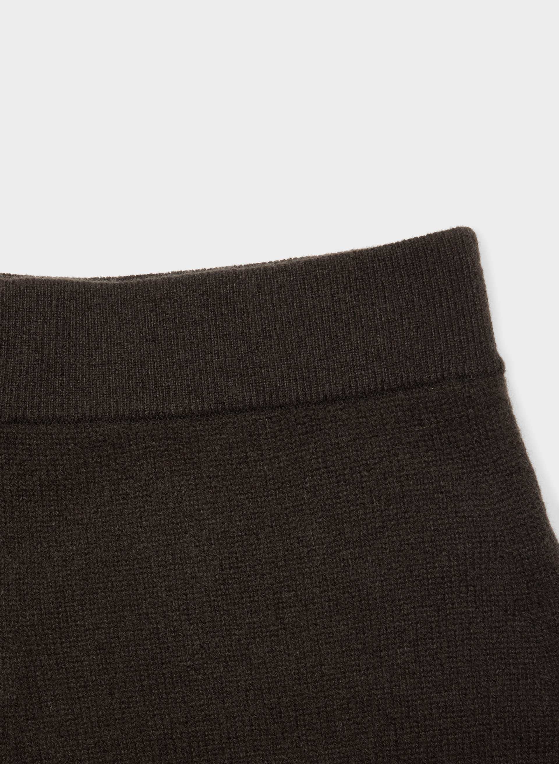 ESSENTIAL CASHMERE DECIPHER JOGGER | Aritzia