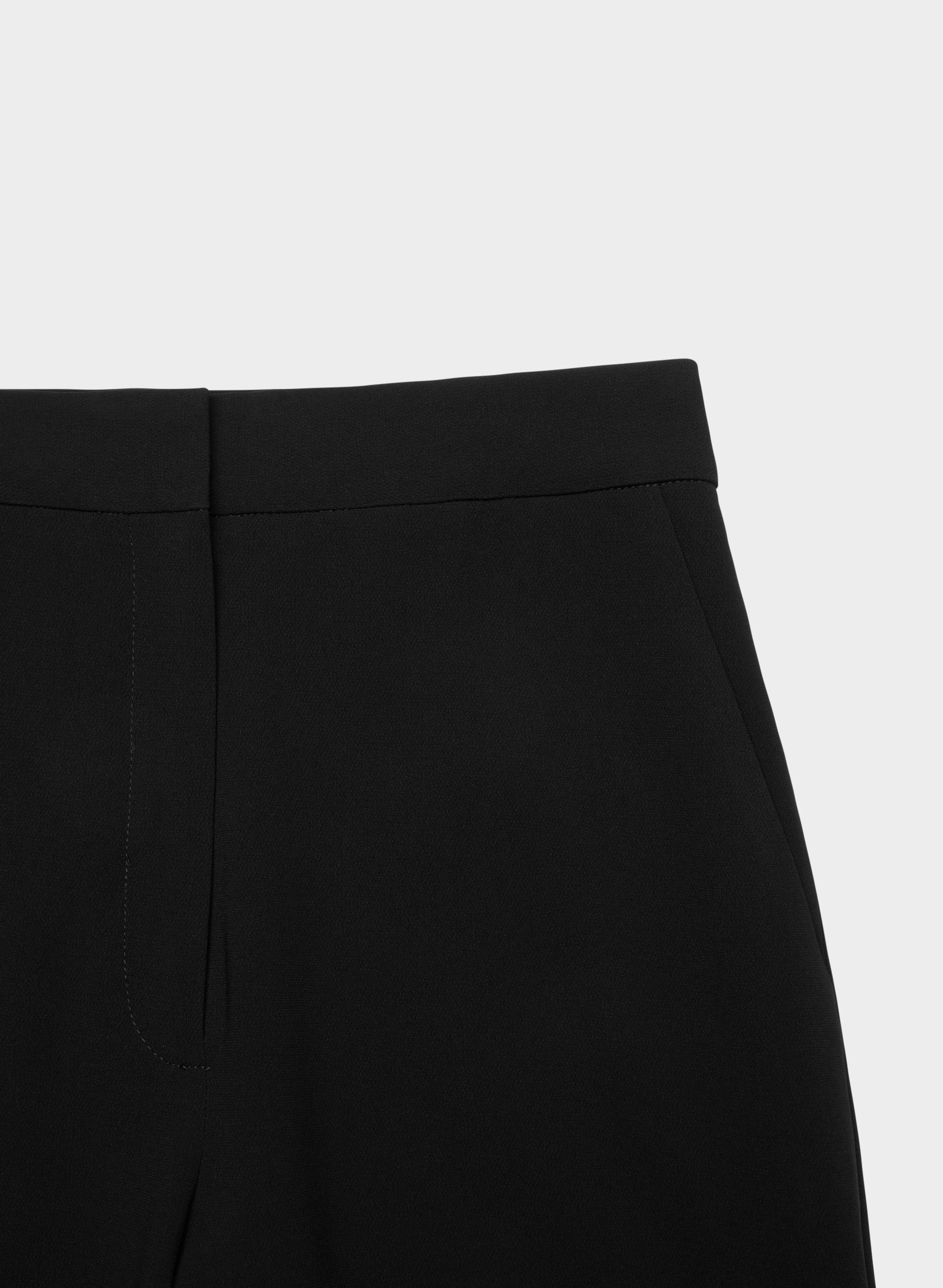 LEEWAY PANT | Aritzia