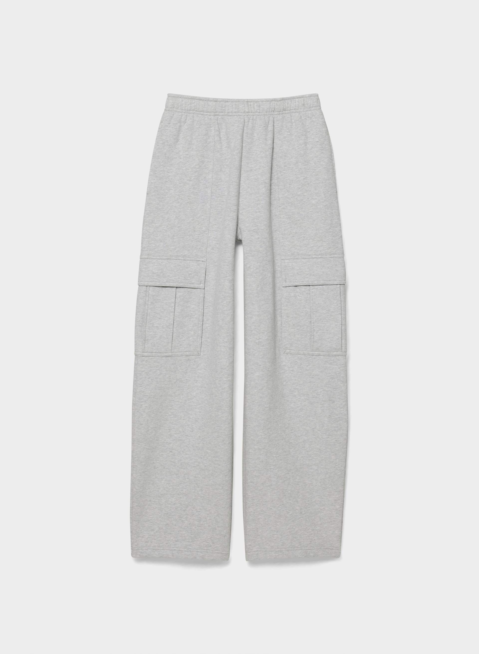 COZY SWEATFLEECE MEGA CARGO BARREL SWEATPANT | Aritzia