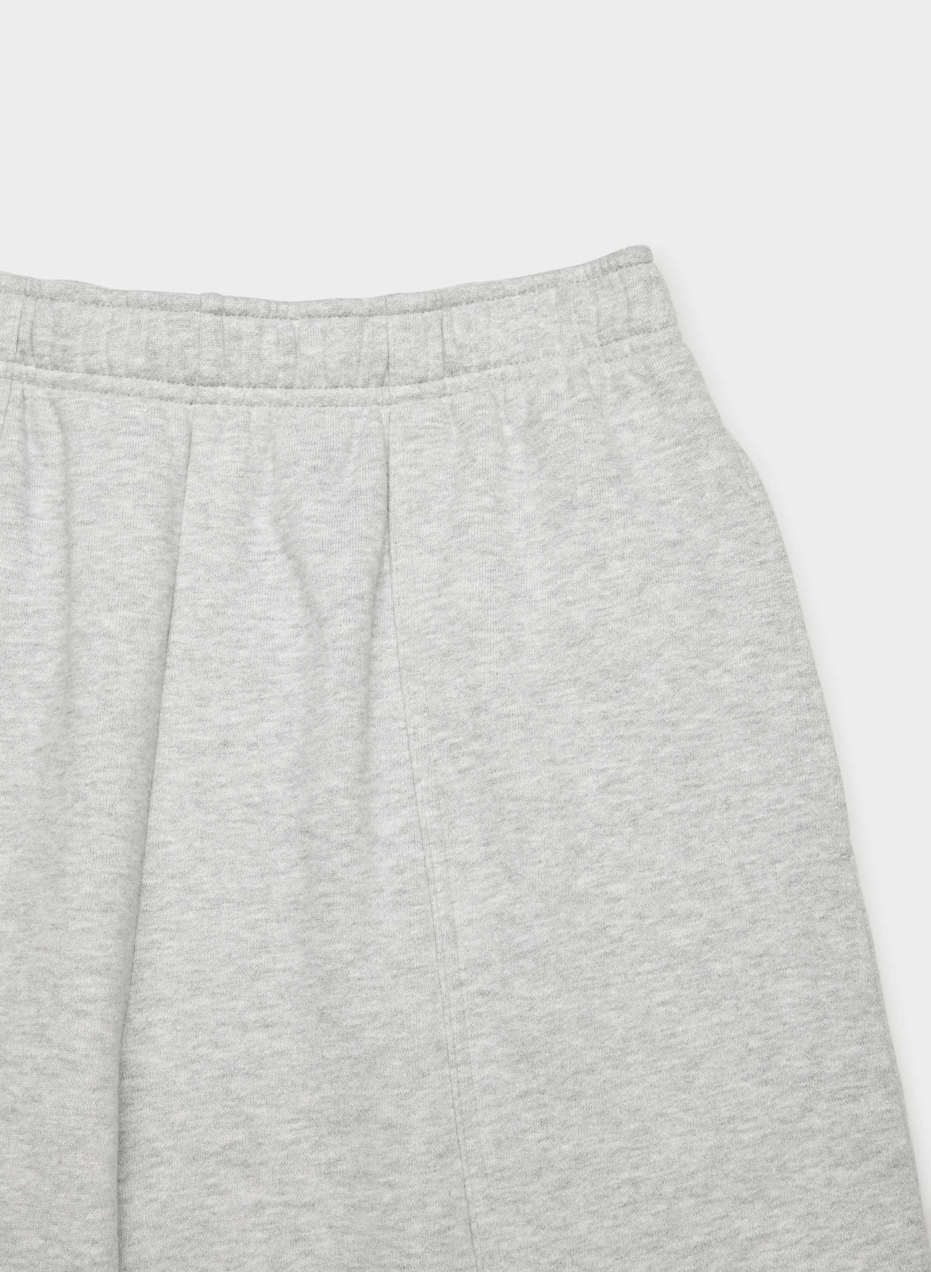 COZY SWEATFLEECE MEGA CARGO BARREL SWEATPANT | Aritzia