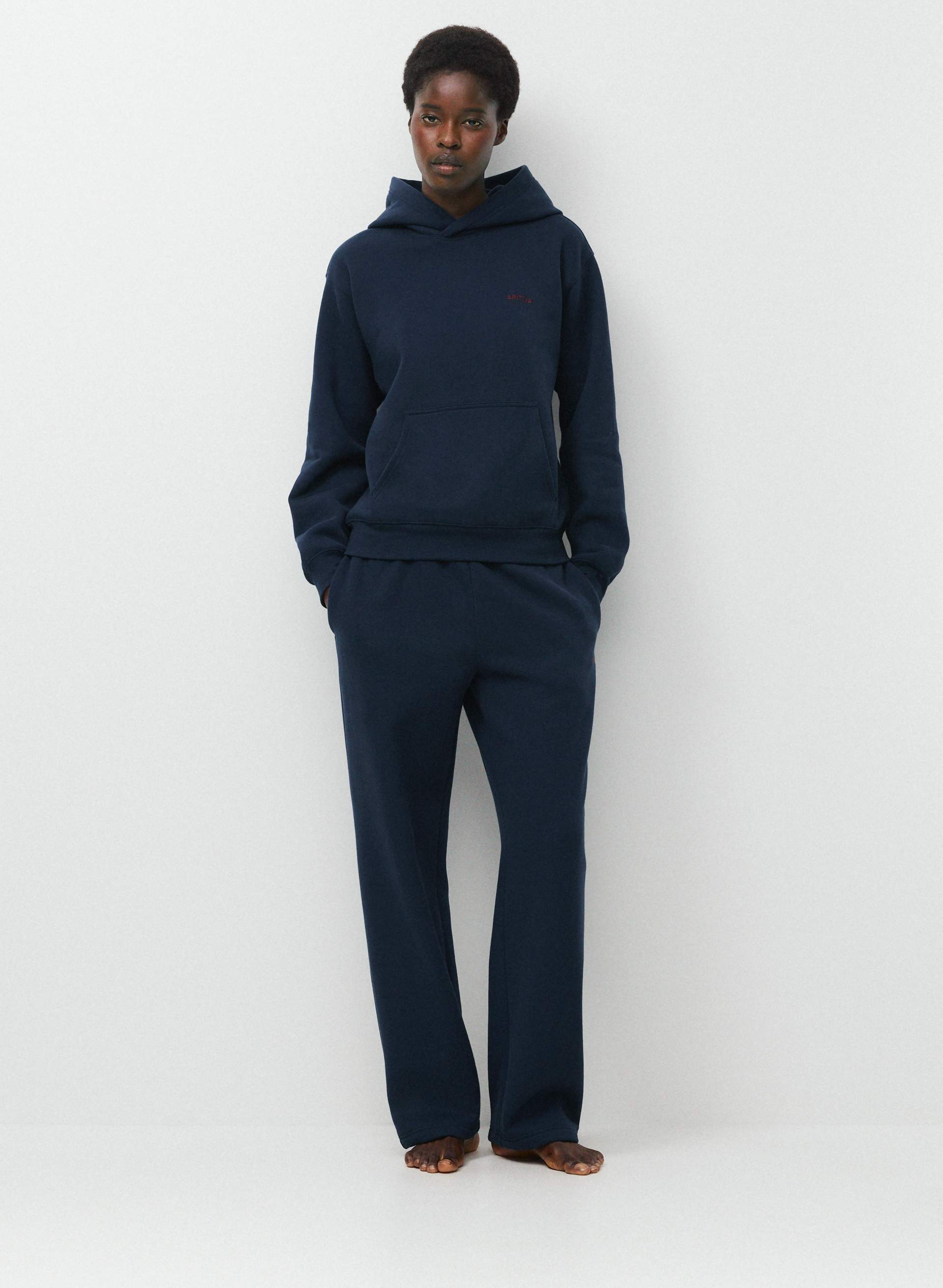 COZY SWEATFLEECE MEGA STRAIGHT™ SWEATPANT | Aritzia