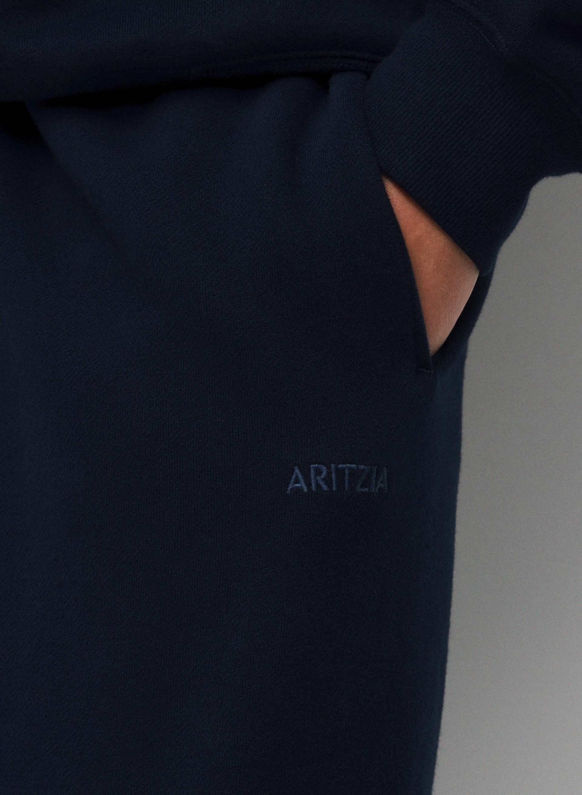 COZY SWEATFLEECE MEGA JOGGER MEN'S | Aritzia