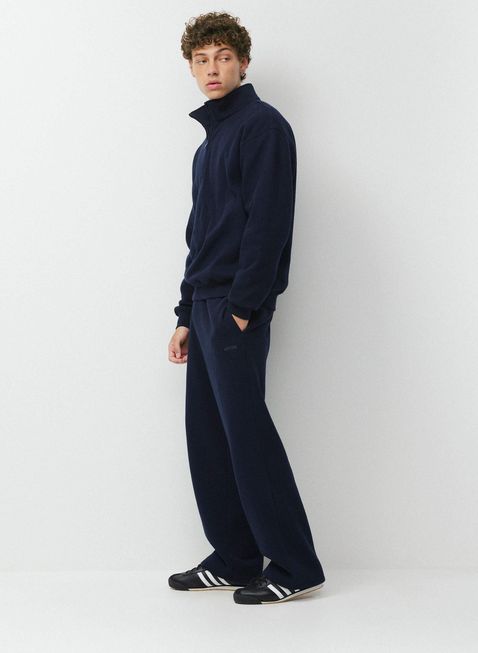 COZY SWEATFLEECE MEGA STRAIGHT™ PANT MEN'S | Aritzia
