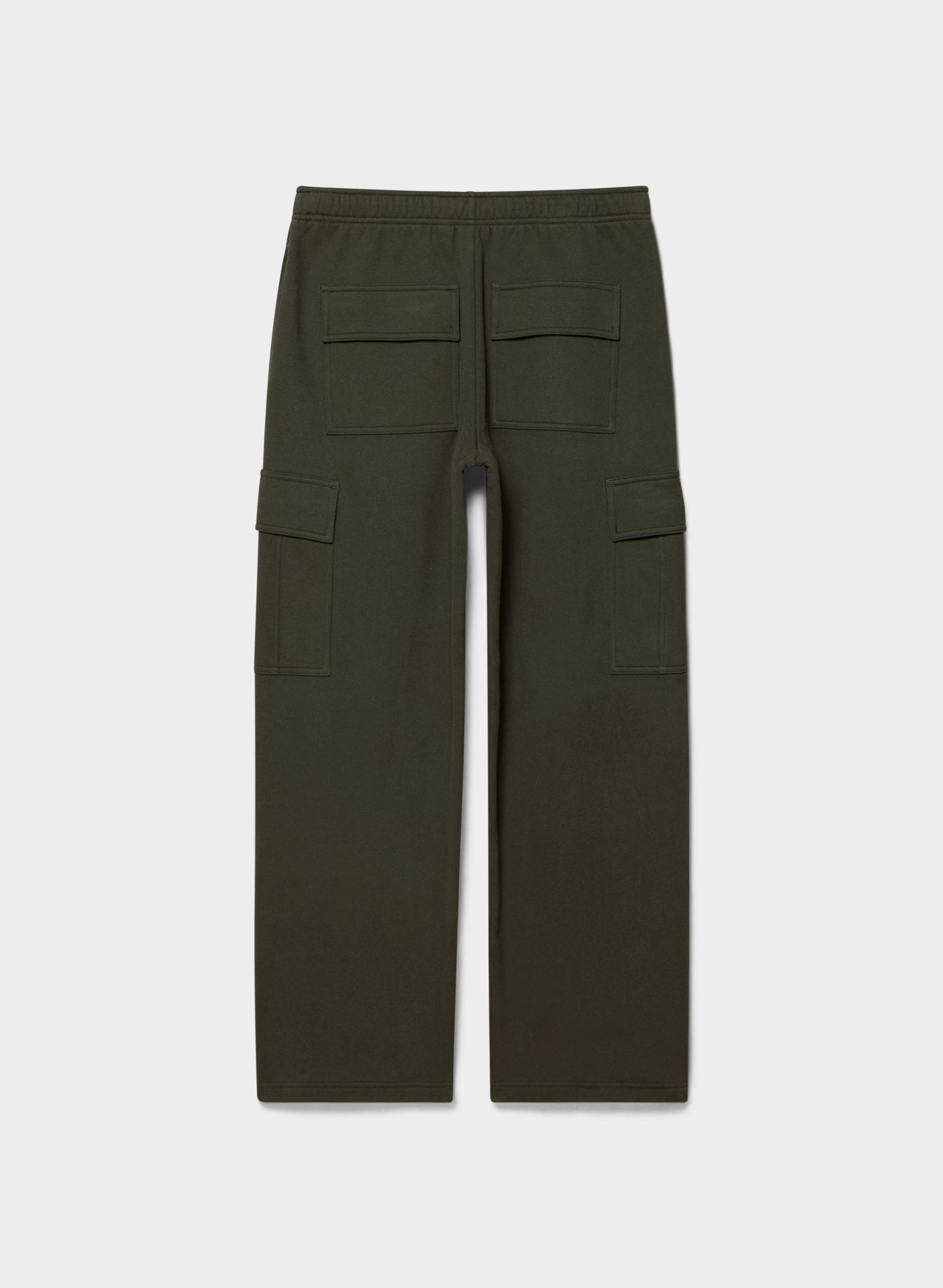 COZY SWEATFLEECE MEGA CARGO™ SWEATPANT MEN'S | Aritzia