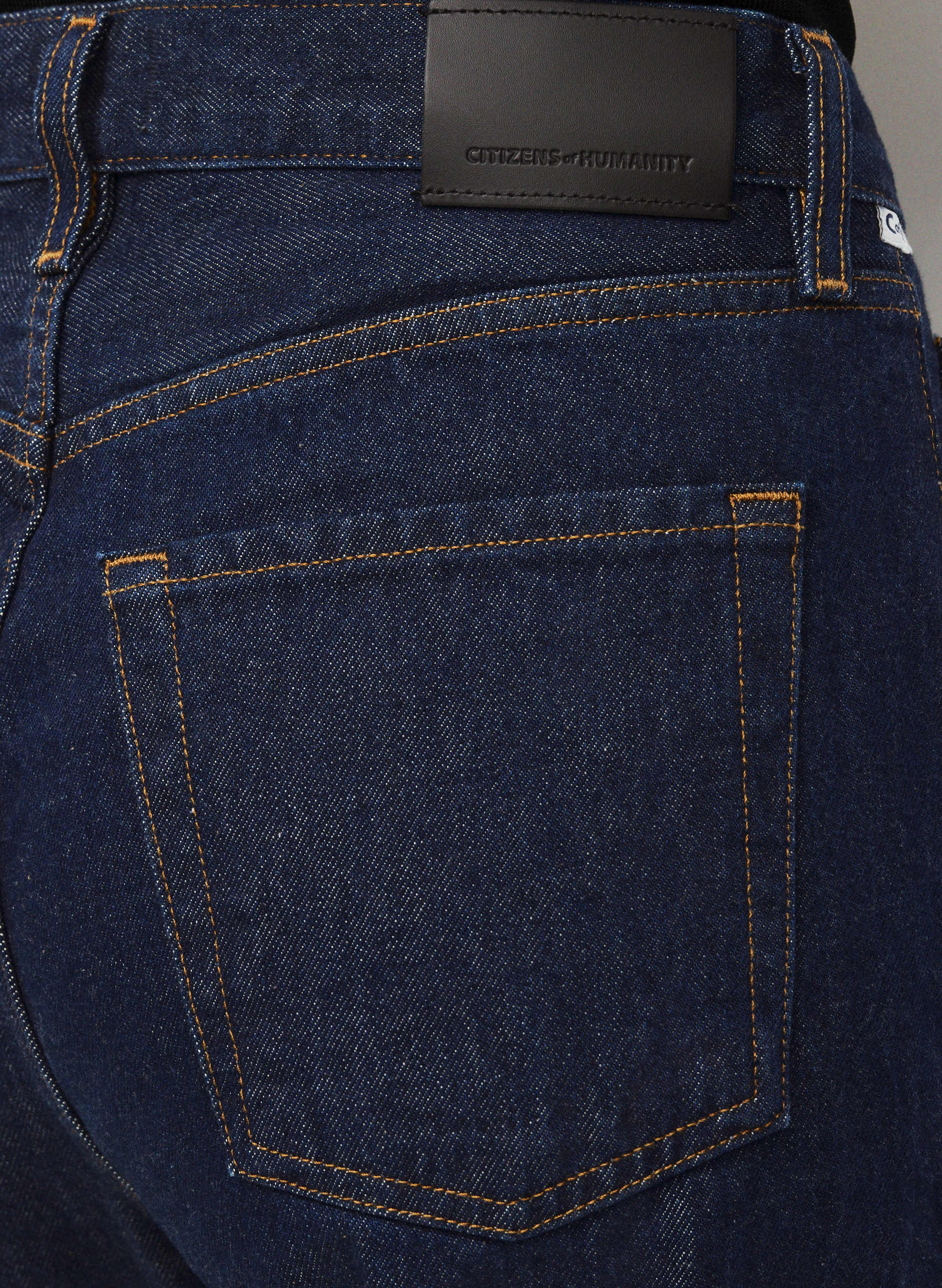 JEAN ANNÉES 90 DE STYLE FRANÇAIS | Aritzia