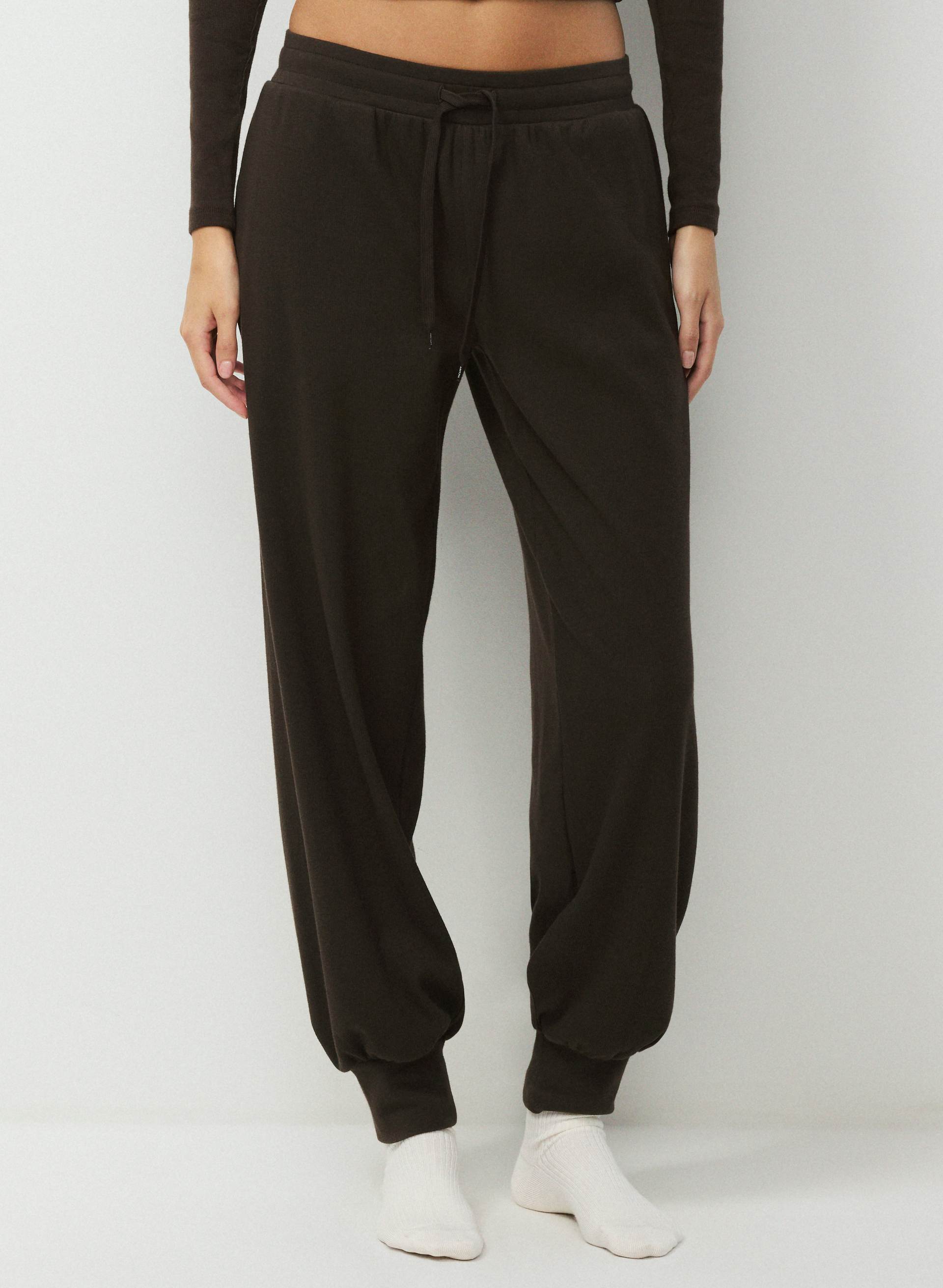 HOMESTRETCH™ RIB CENTRIC JOGGER | Aritzia