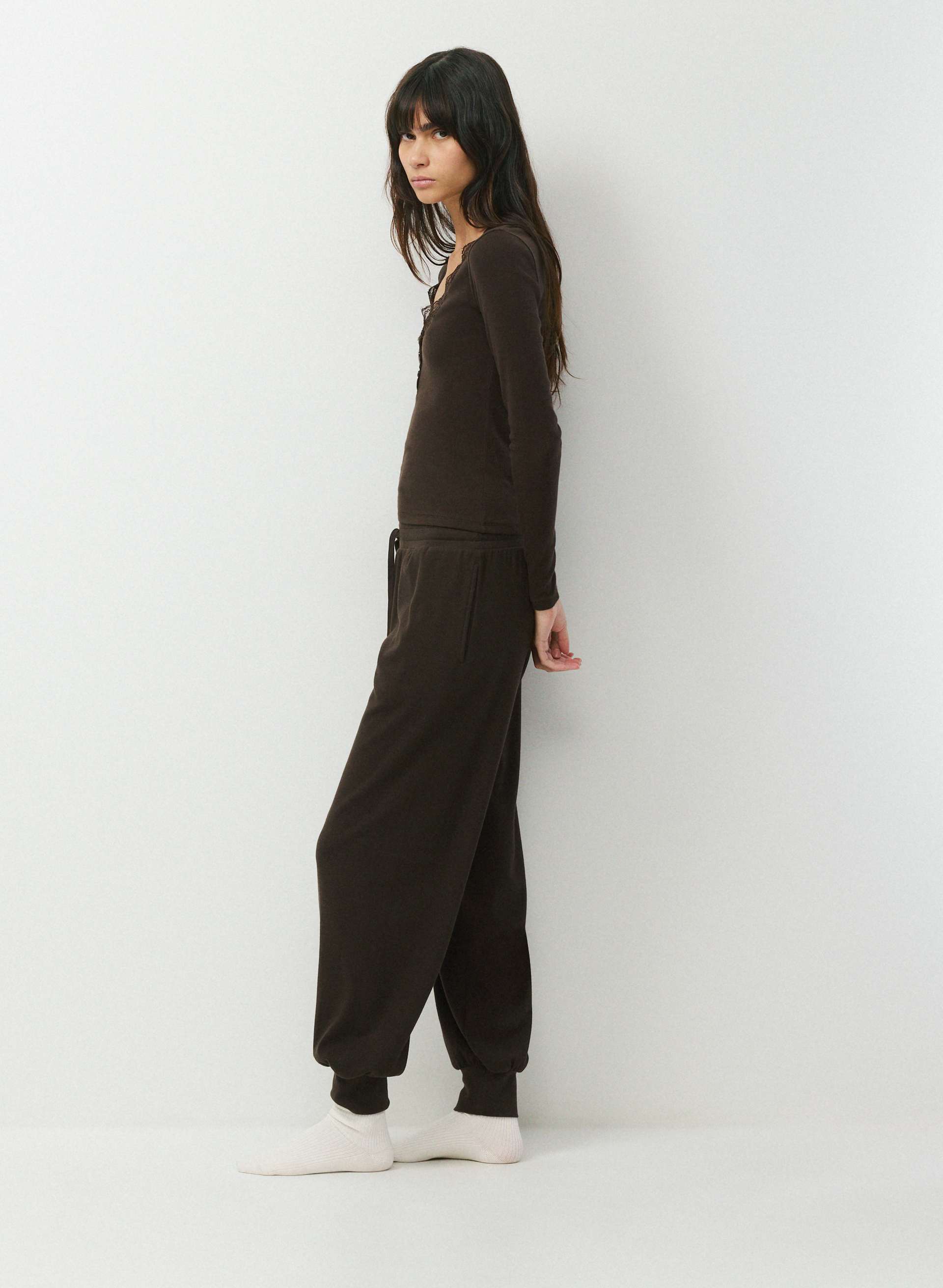 HOMESTRETCH™ RIB CENTRIC JOGGER | Aritzia
