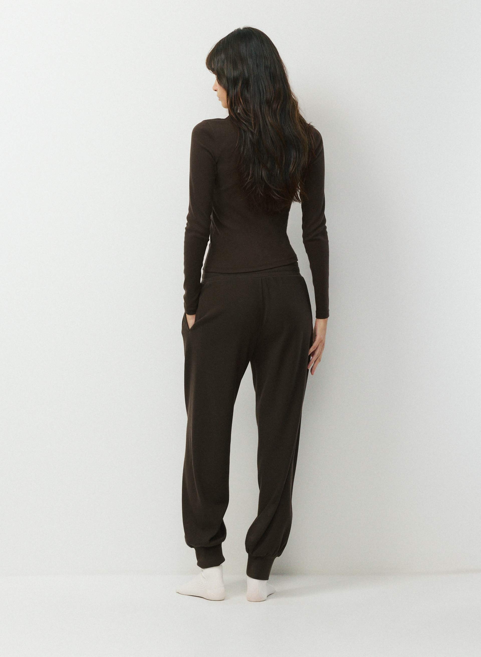 HOMESTRETCH™ RIB CENTRIC JOGGER | Aritzia