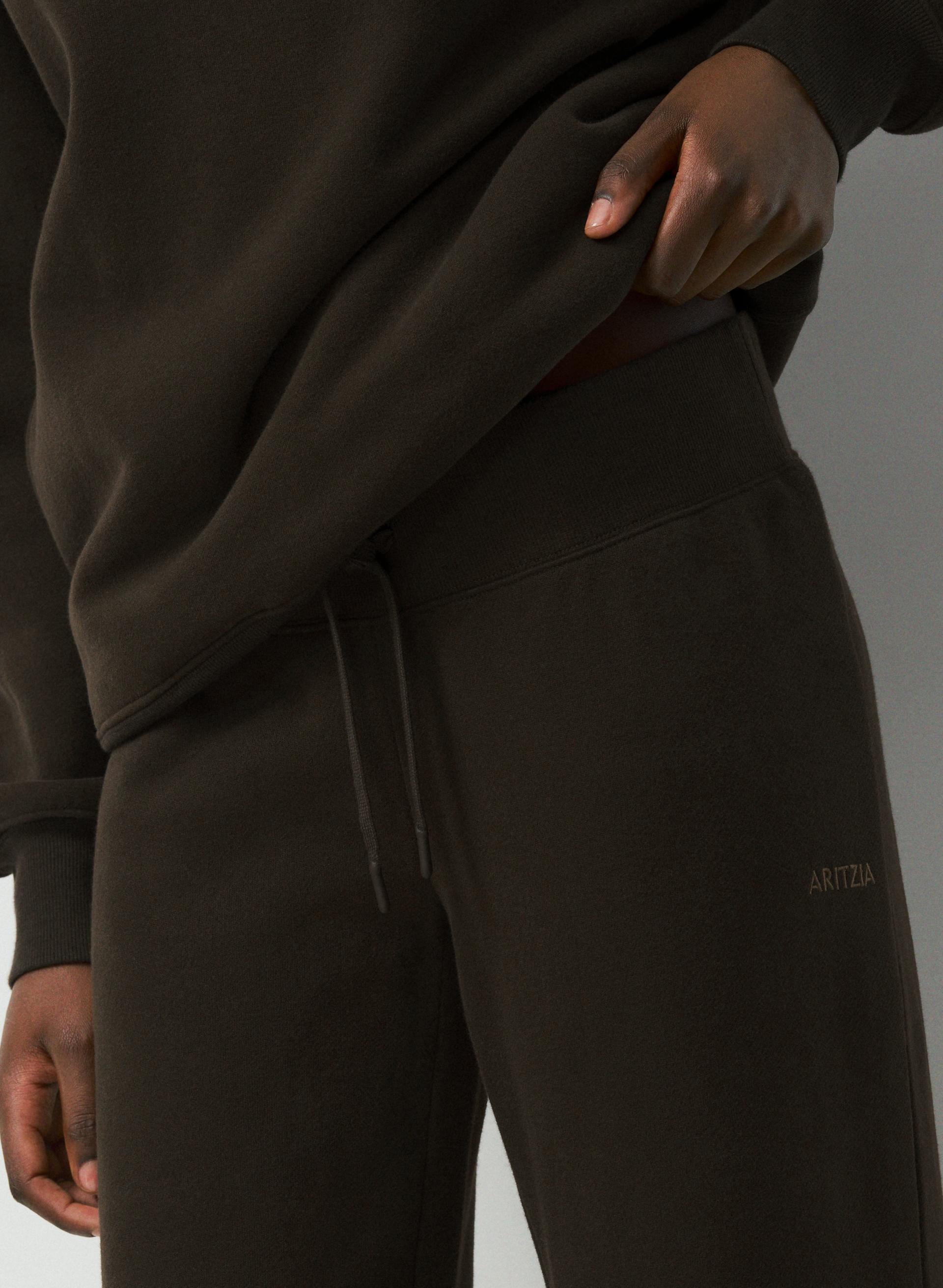 COZY SWEATFLEECE PERFECT BANDED JOGGER | Aritzia