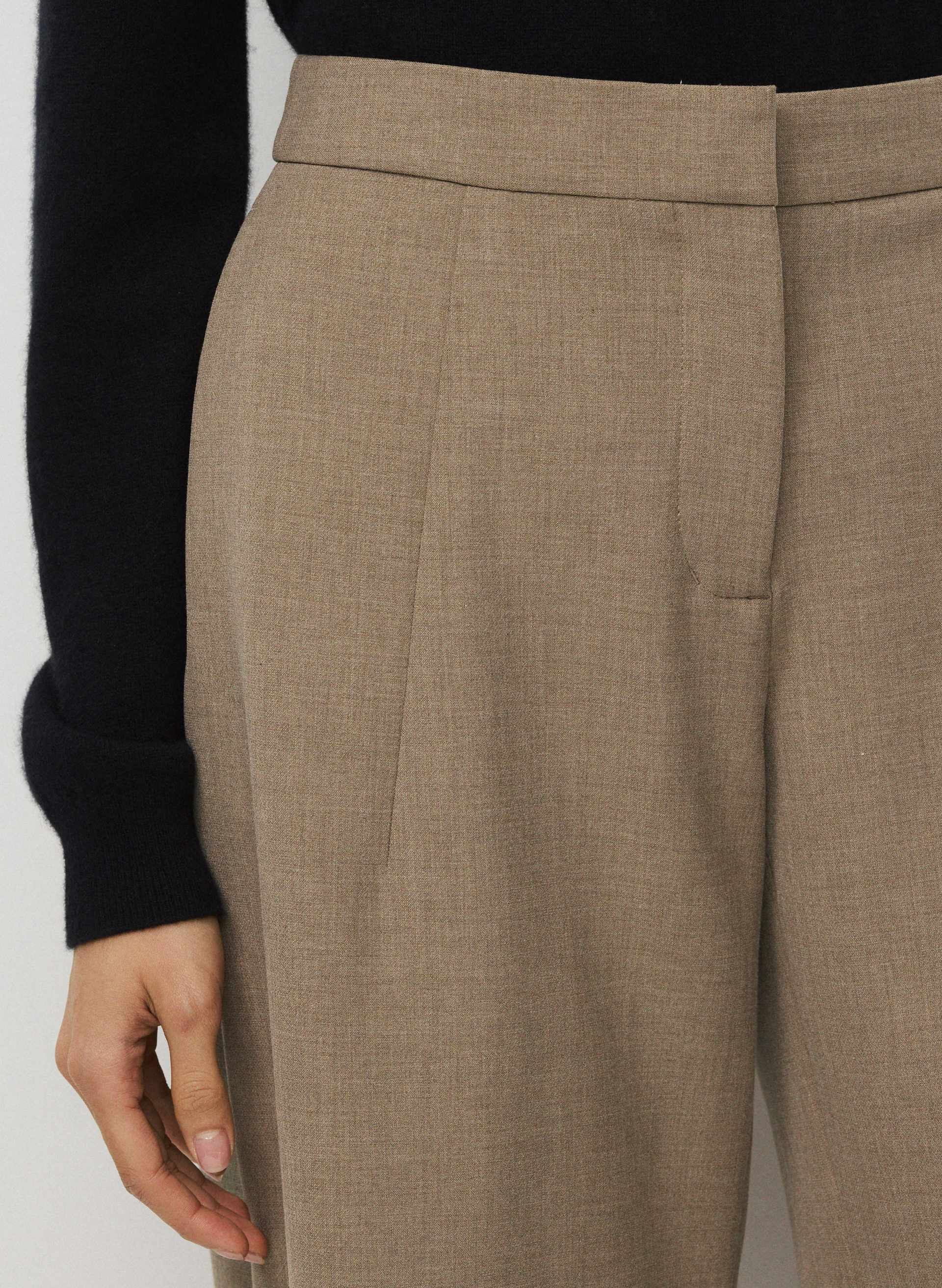PANTALON HELIX À JAMBE DE STYLE BARIL | Aritzia