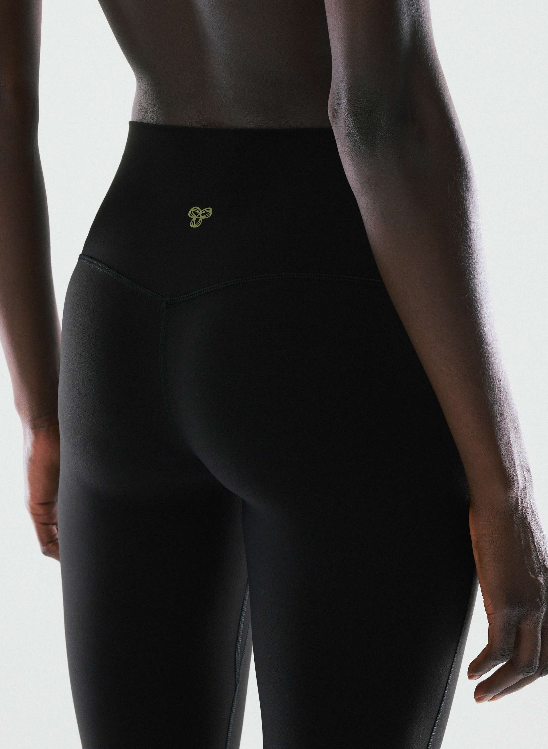 BUTTER CHEEKY INFINITE HI FLARE 34" LEGGING | Aritzia