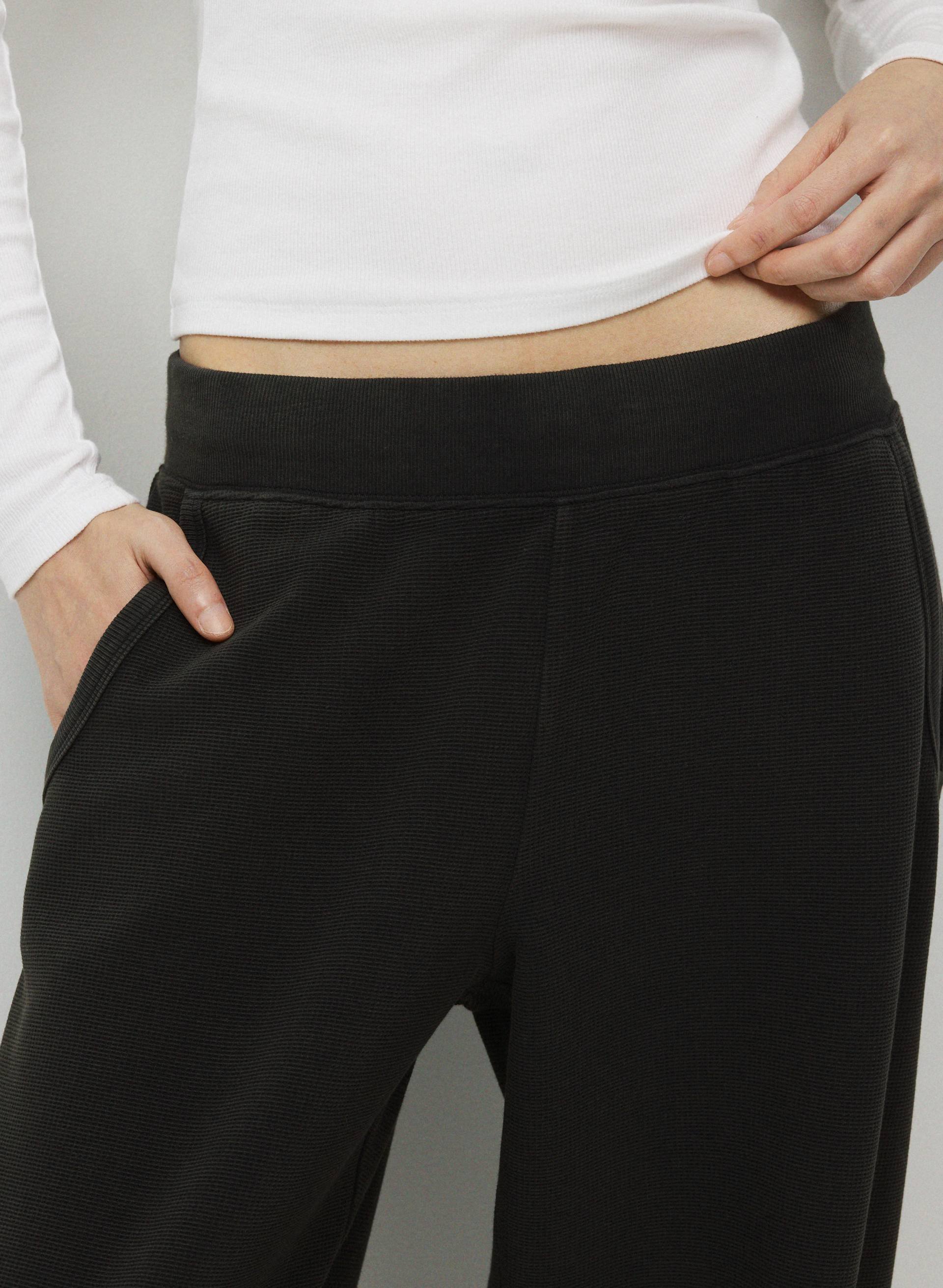 CAMPFIRE PANT | Aritzia