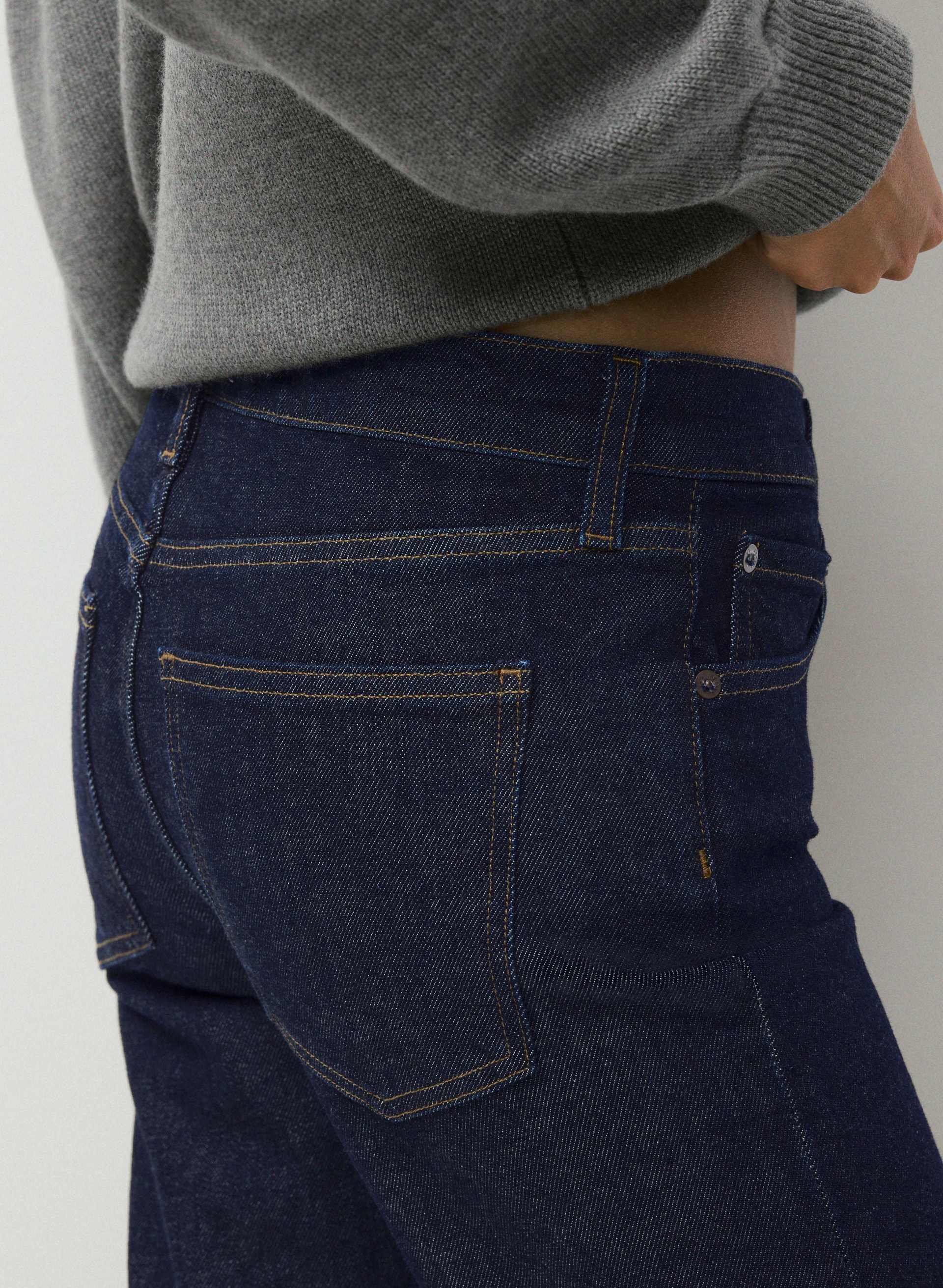 JEAN STOVEPIPE | Aritzia