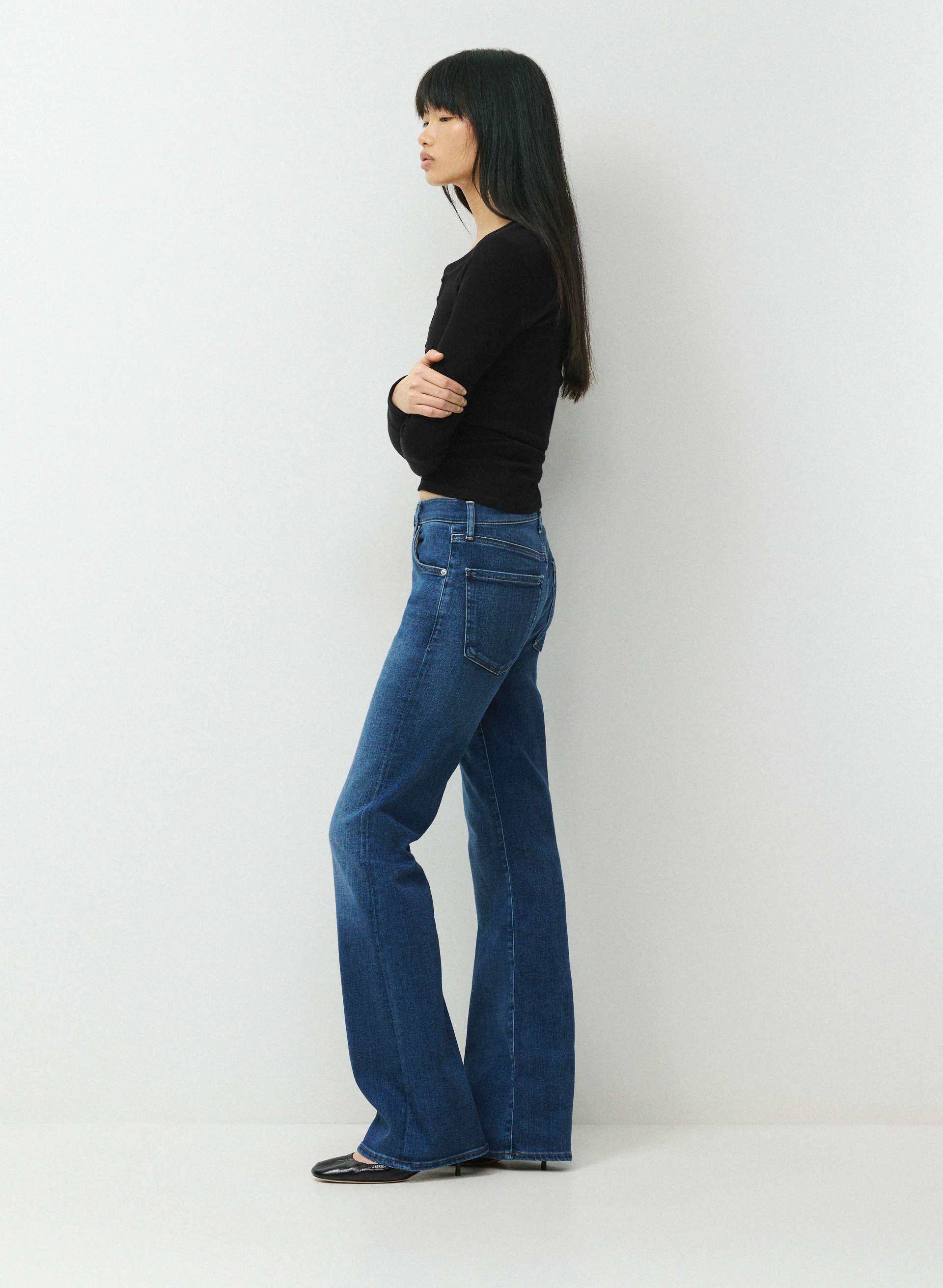 JEAN LILAH SEMI-ÉVASÉ À TAILLE HAUTE | Aritzia