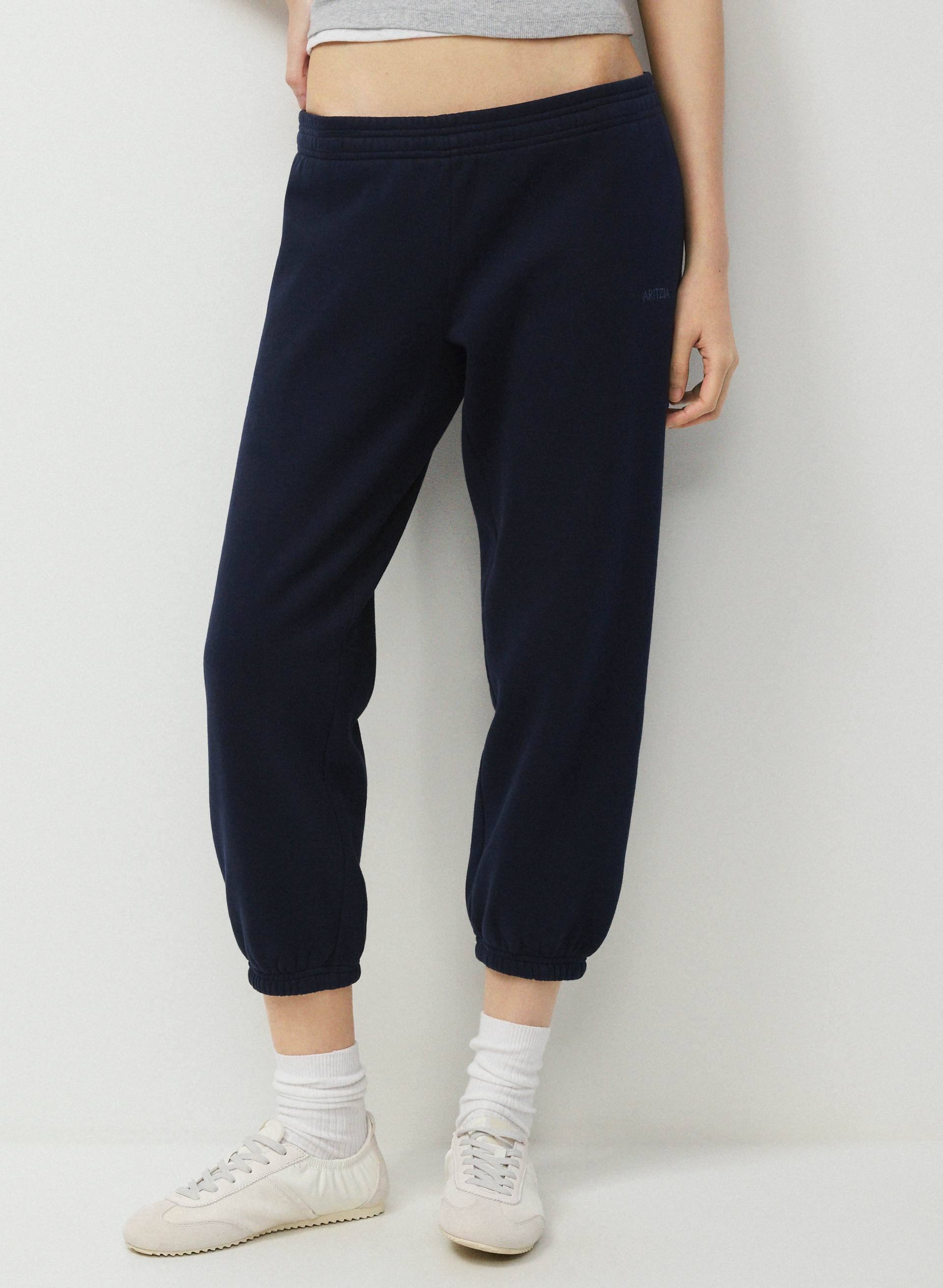 COZY SWEATFLEECE PERFECT CAPRI | Aritzia