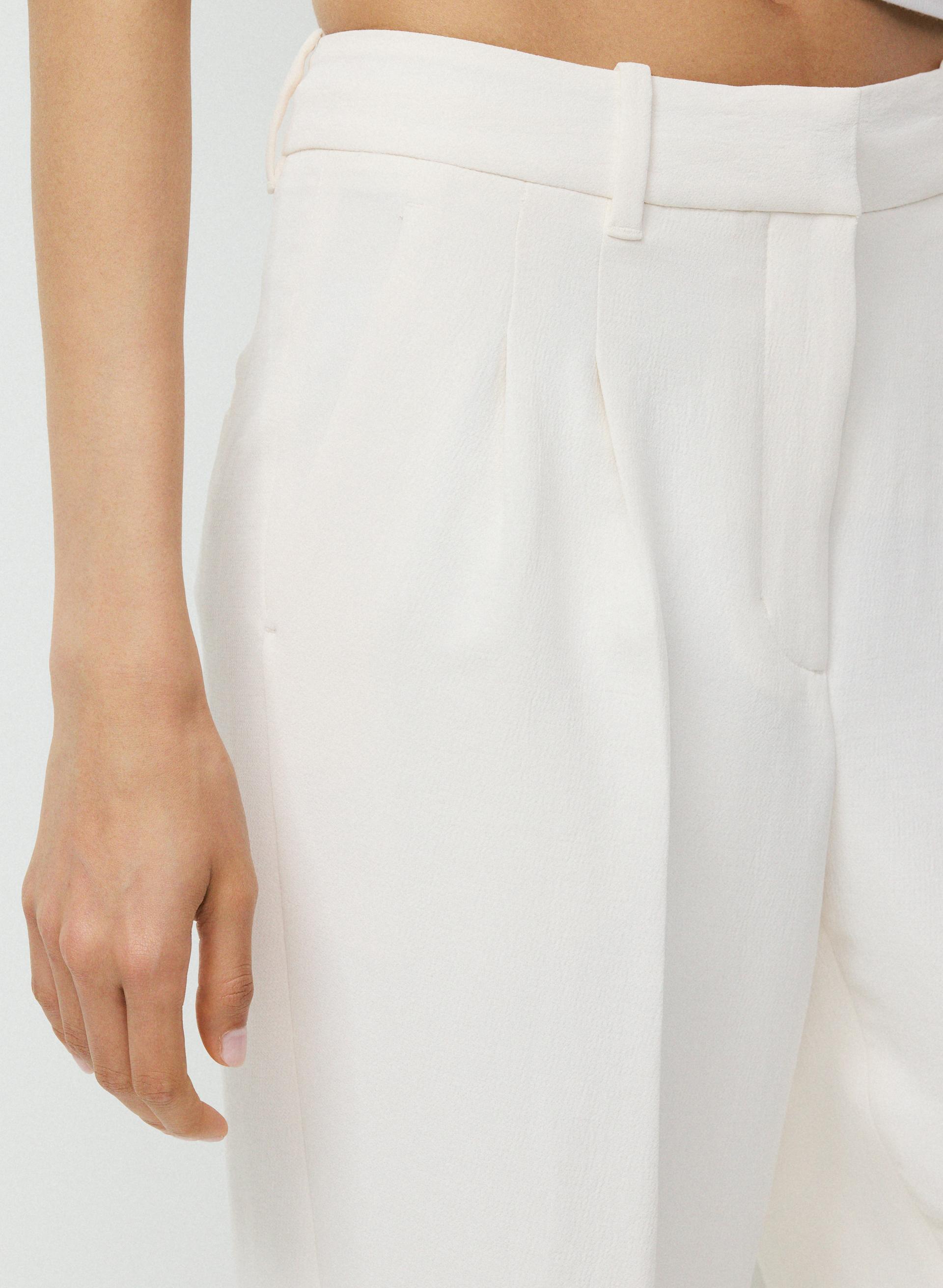 THE EFFORTLESS PANT™ | Aritzia