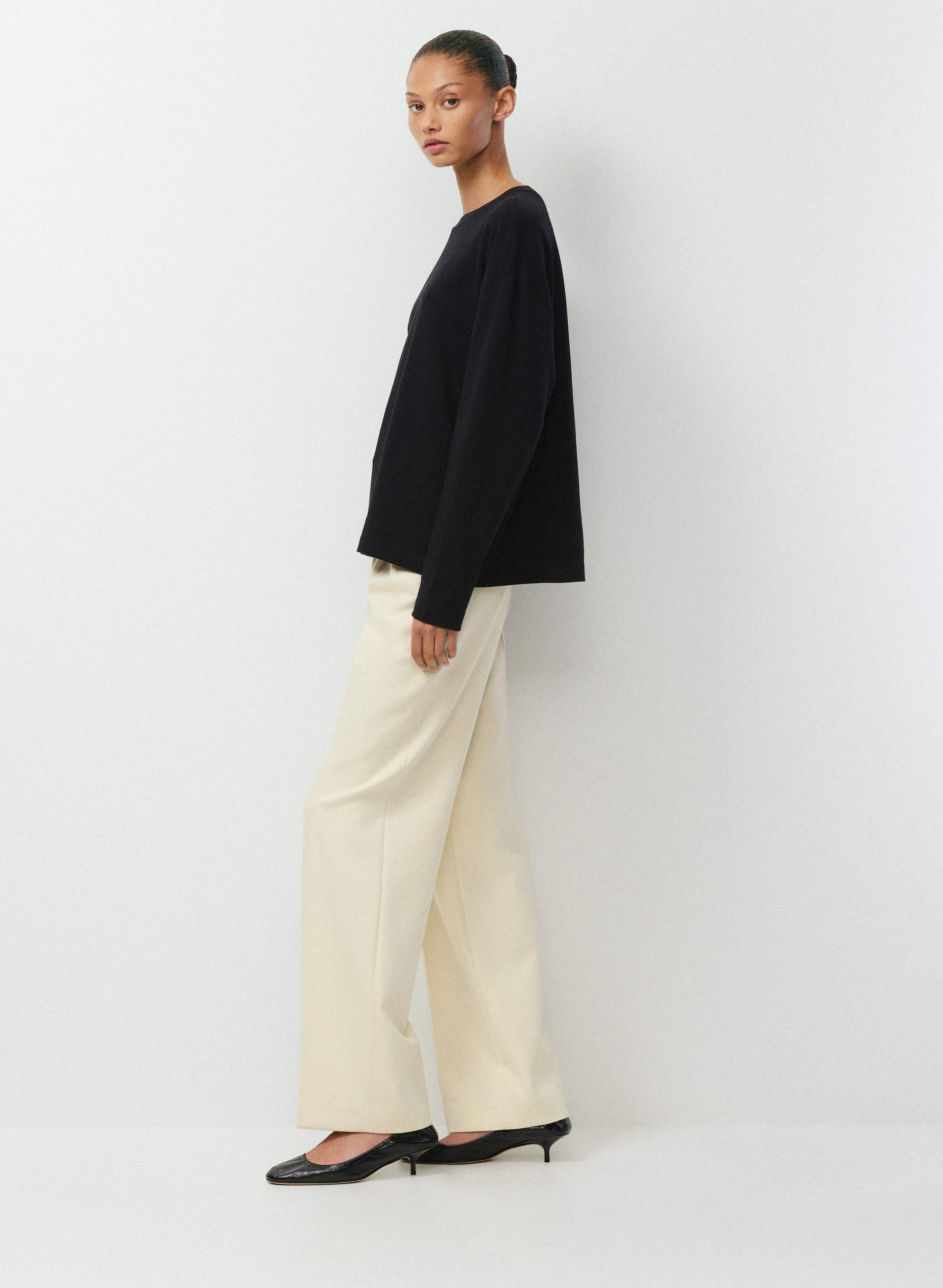 THE EFFORTLESS PANT™ | Aritzia