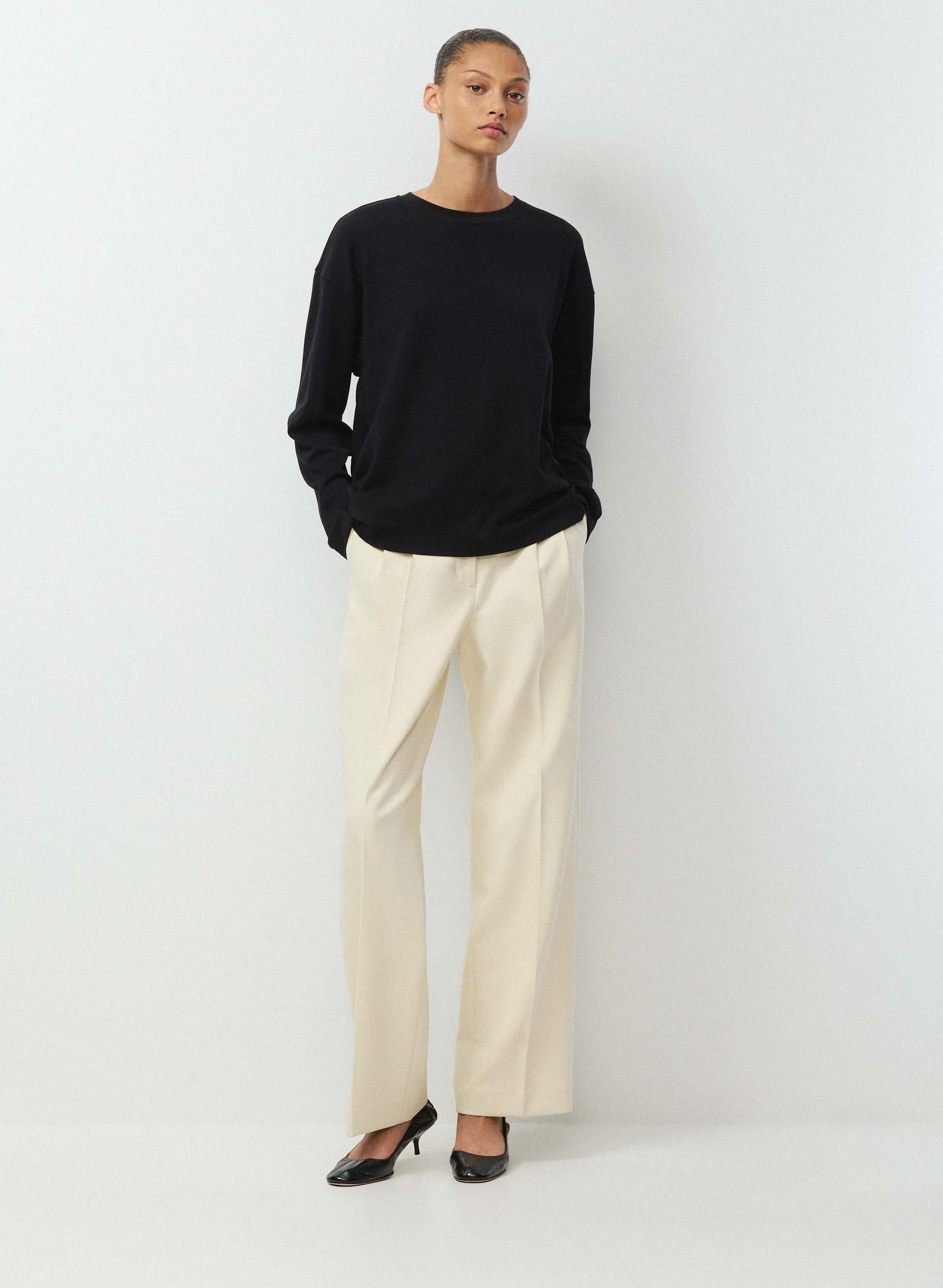 THE EFFORTLESS PANT™ | Aritzia