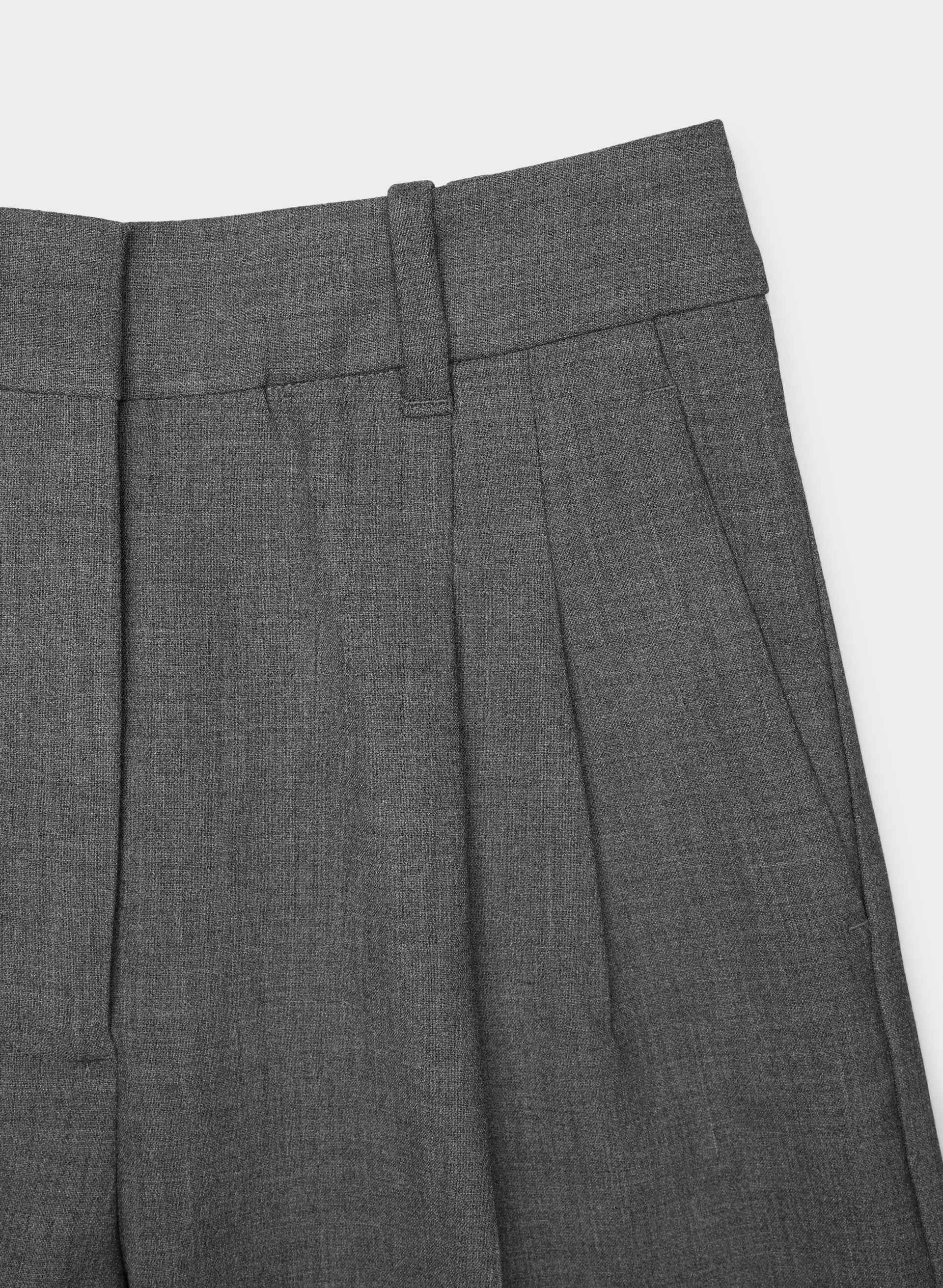 THE EFFORTLESS PANT™ | Aritzia