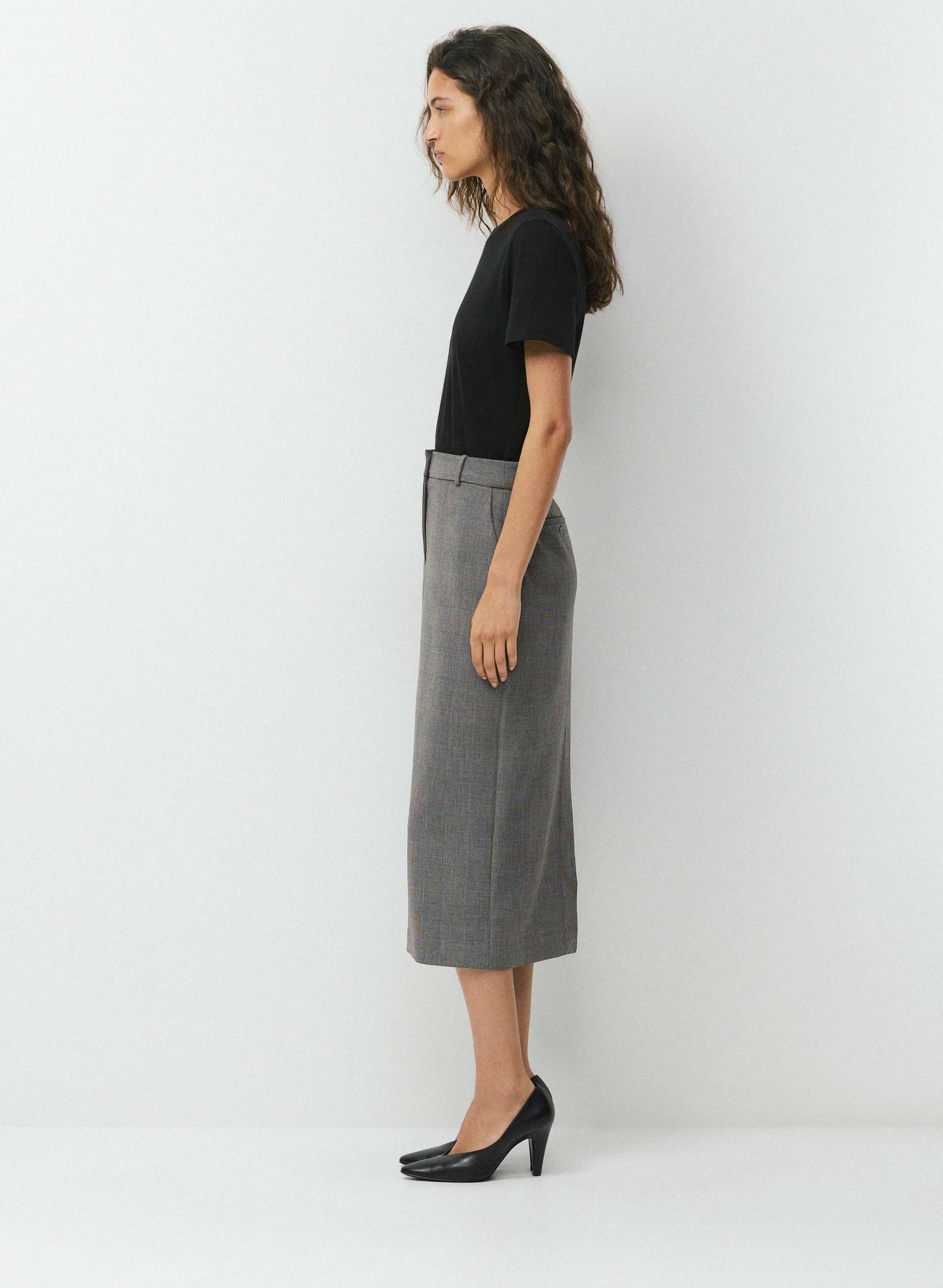 CHISEL MAXI SKIRT | Aritzia