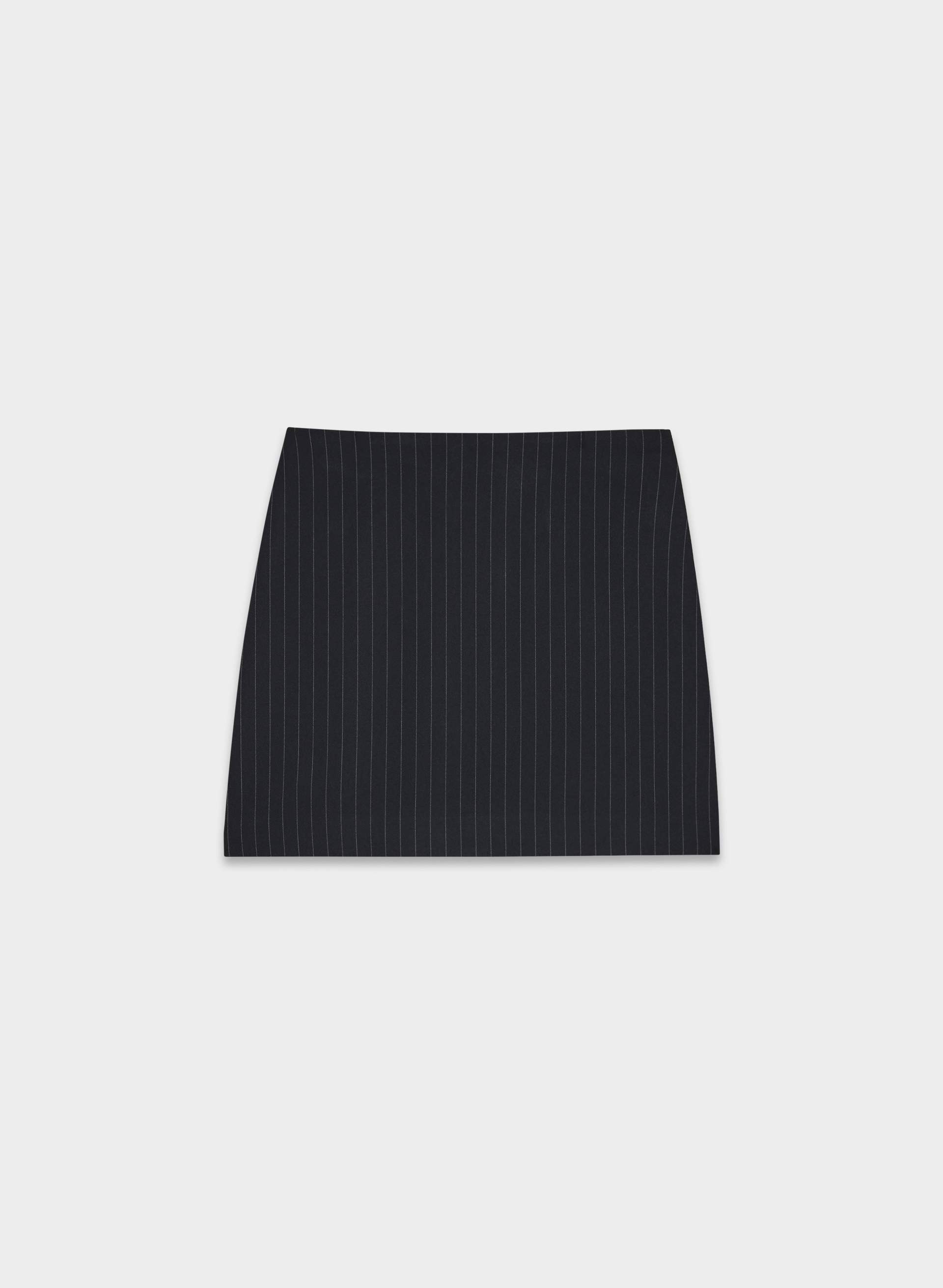 MINIJUPE CLASSIQUE | Aritzia