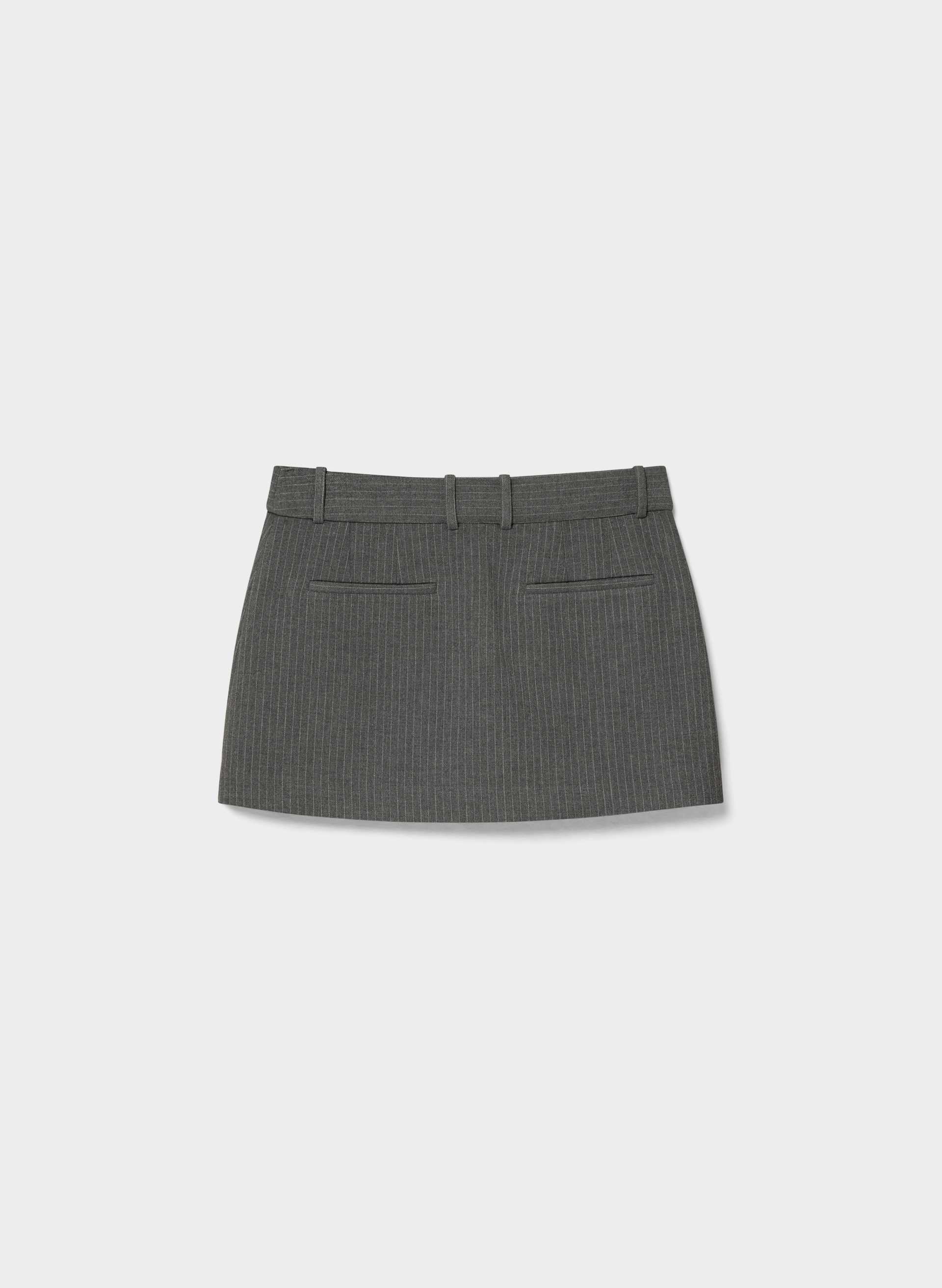 【未使用・美品】Cupra Skirt / charcoal OHOTORO Chisel Micro Skort | Aritzia US