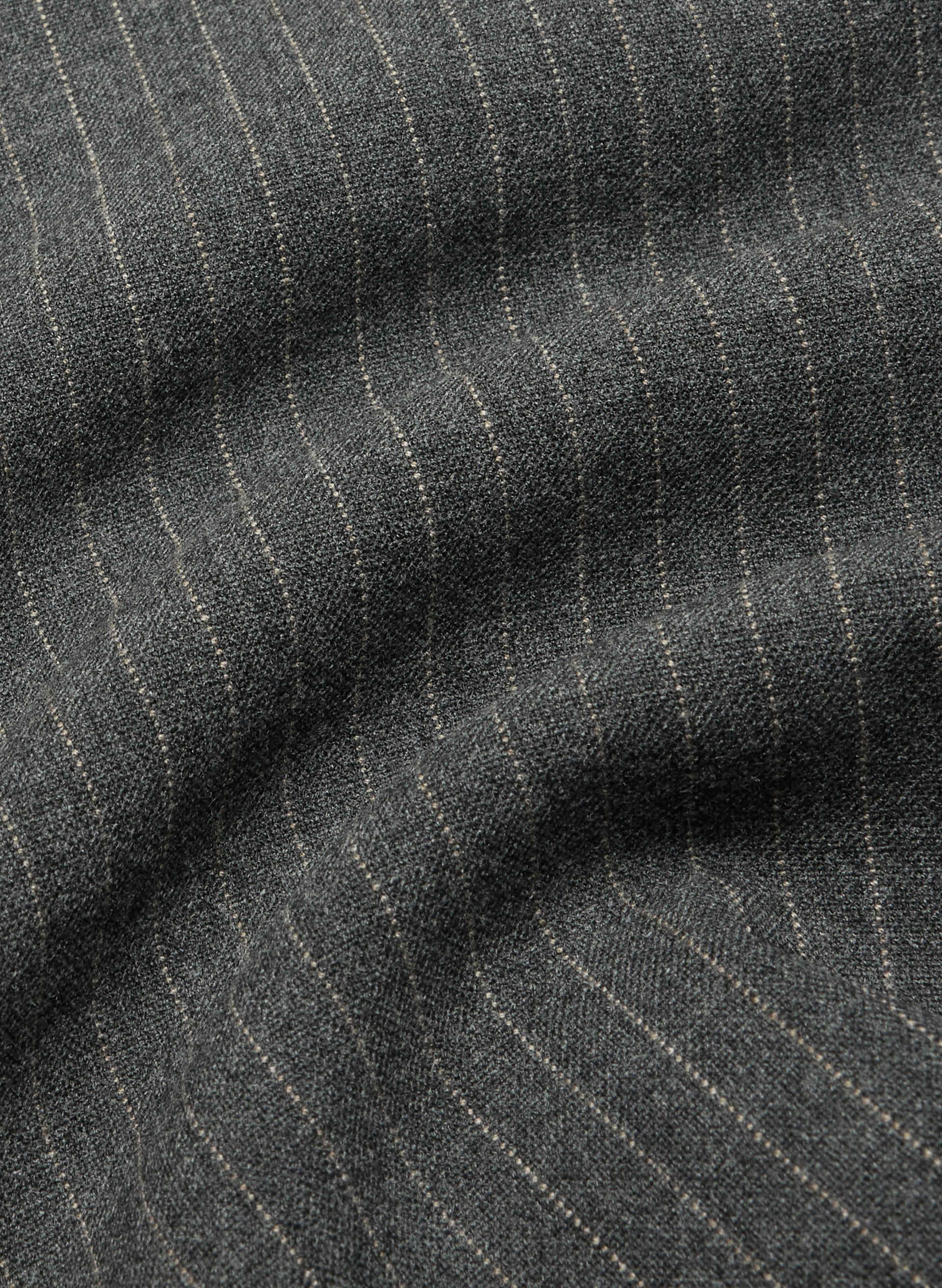 【未使用・美品】Cupra Skirt / charcoal OHOTORO Chisel Micro Skort | Aritzia US