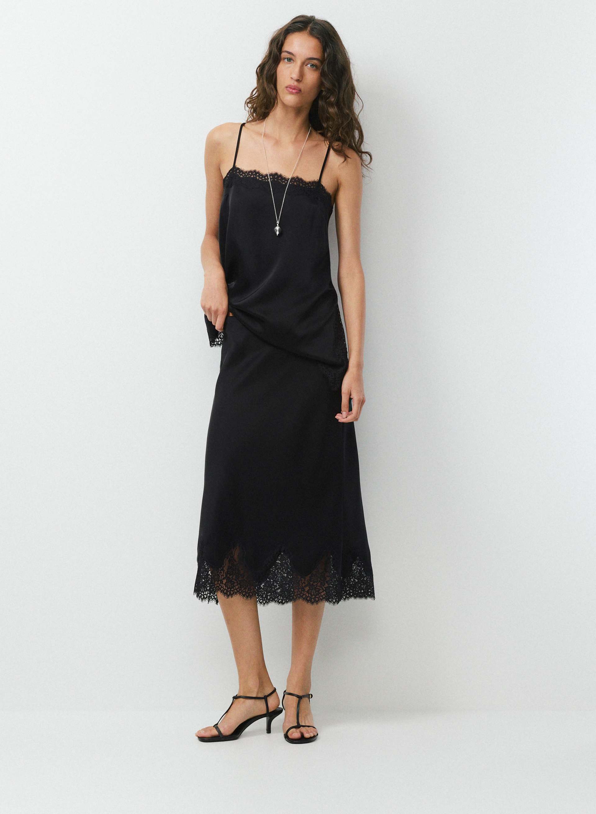 HENRIETTA SATIN SKIRT | Aritzia