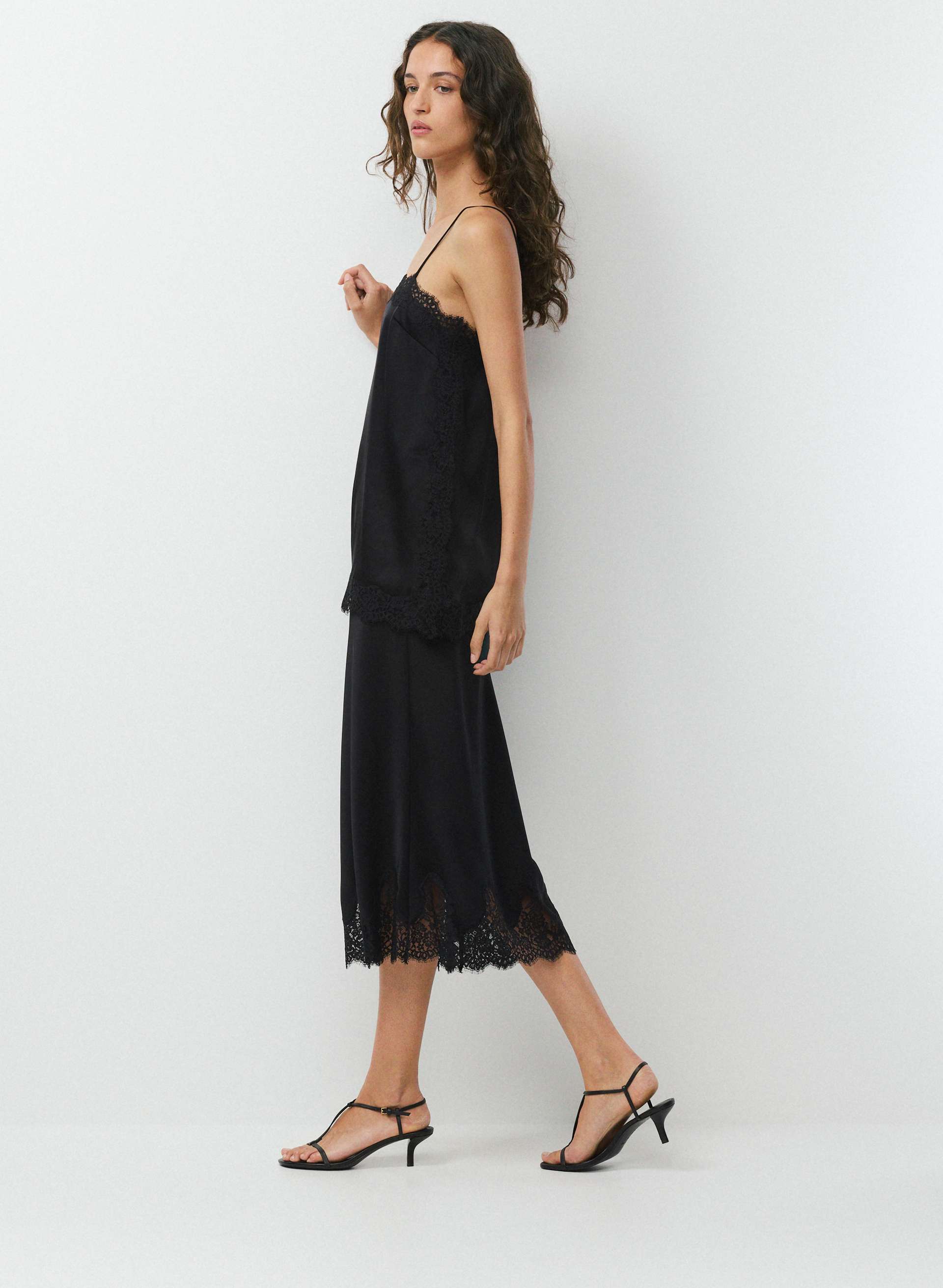 HENRIETTA SATIN SKIRT | Aritzia