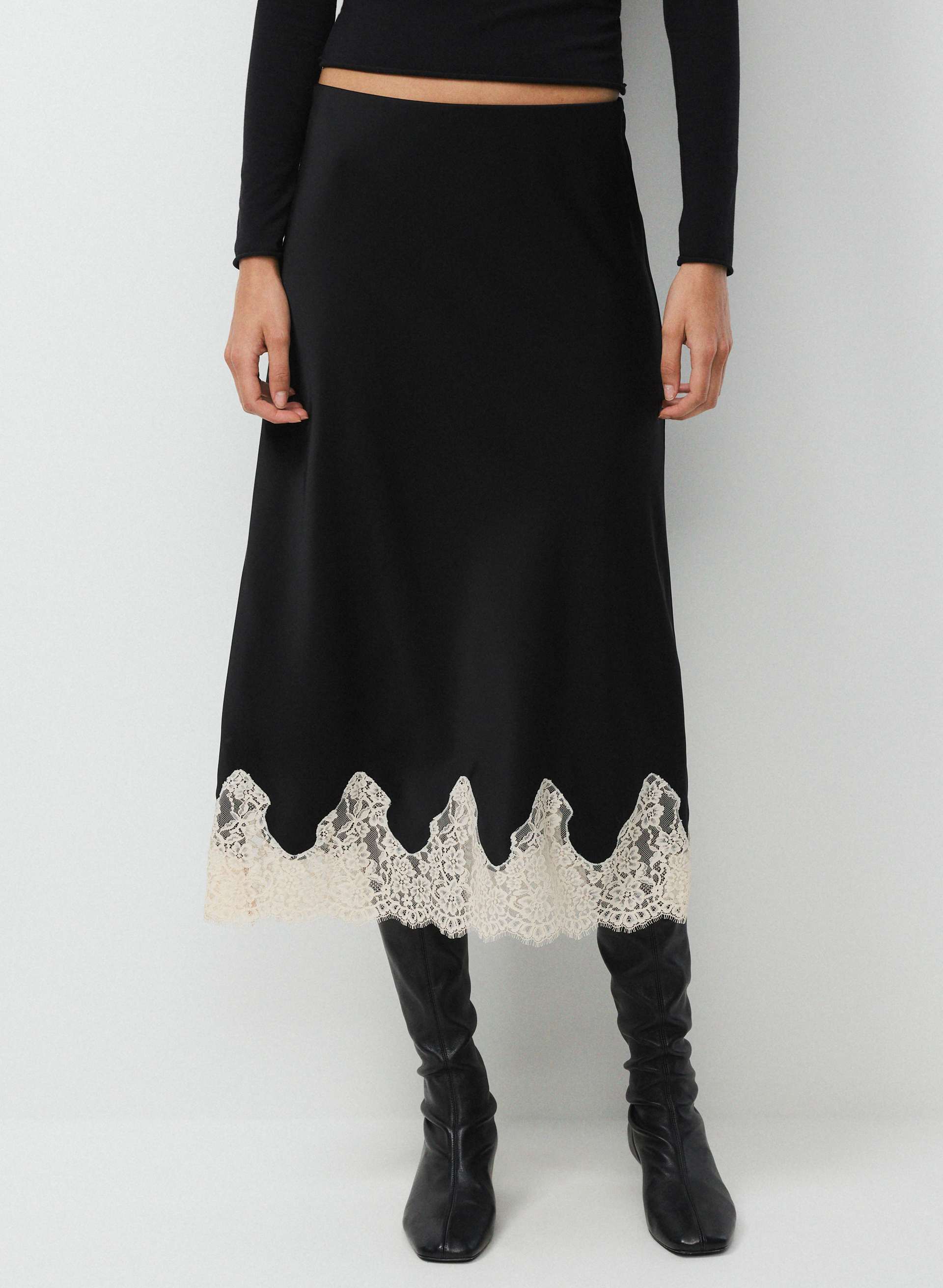 HENRIETTA SATIN SKIRT | Aritzia